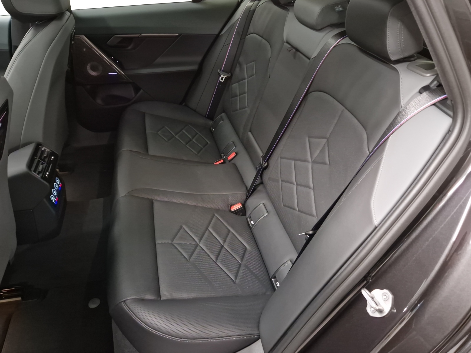 BMW 540d xDrive 48V Touring M Sport Pro Steptronic-image-14