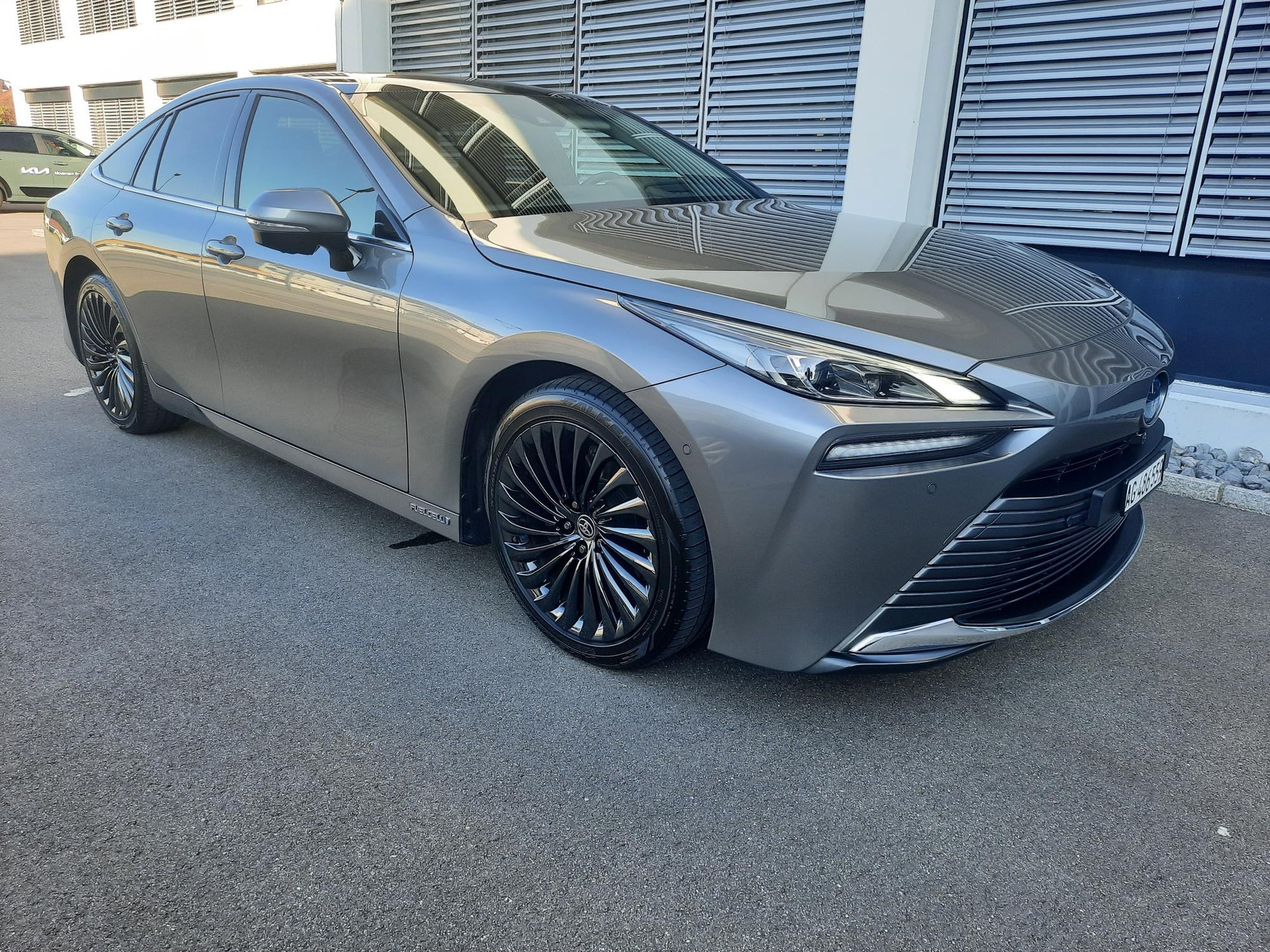 TOYOTA Mirai Fuel cell Platinum - Werksgarantie bis 2038/250000km
