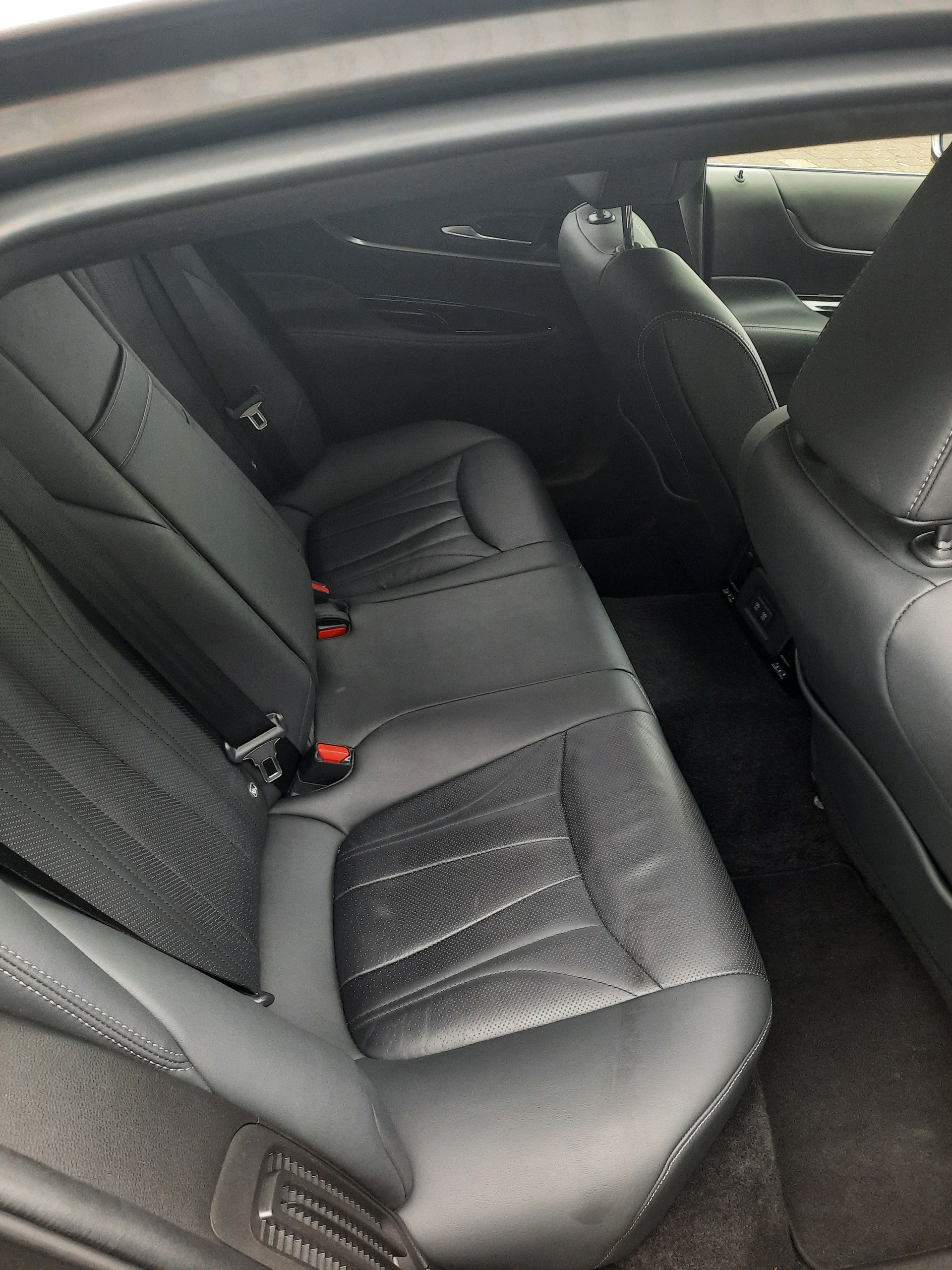 TOYOTA Mirai Fuel cell Platinum - Werksgarantie bis 2038/250000km-image-6