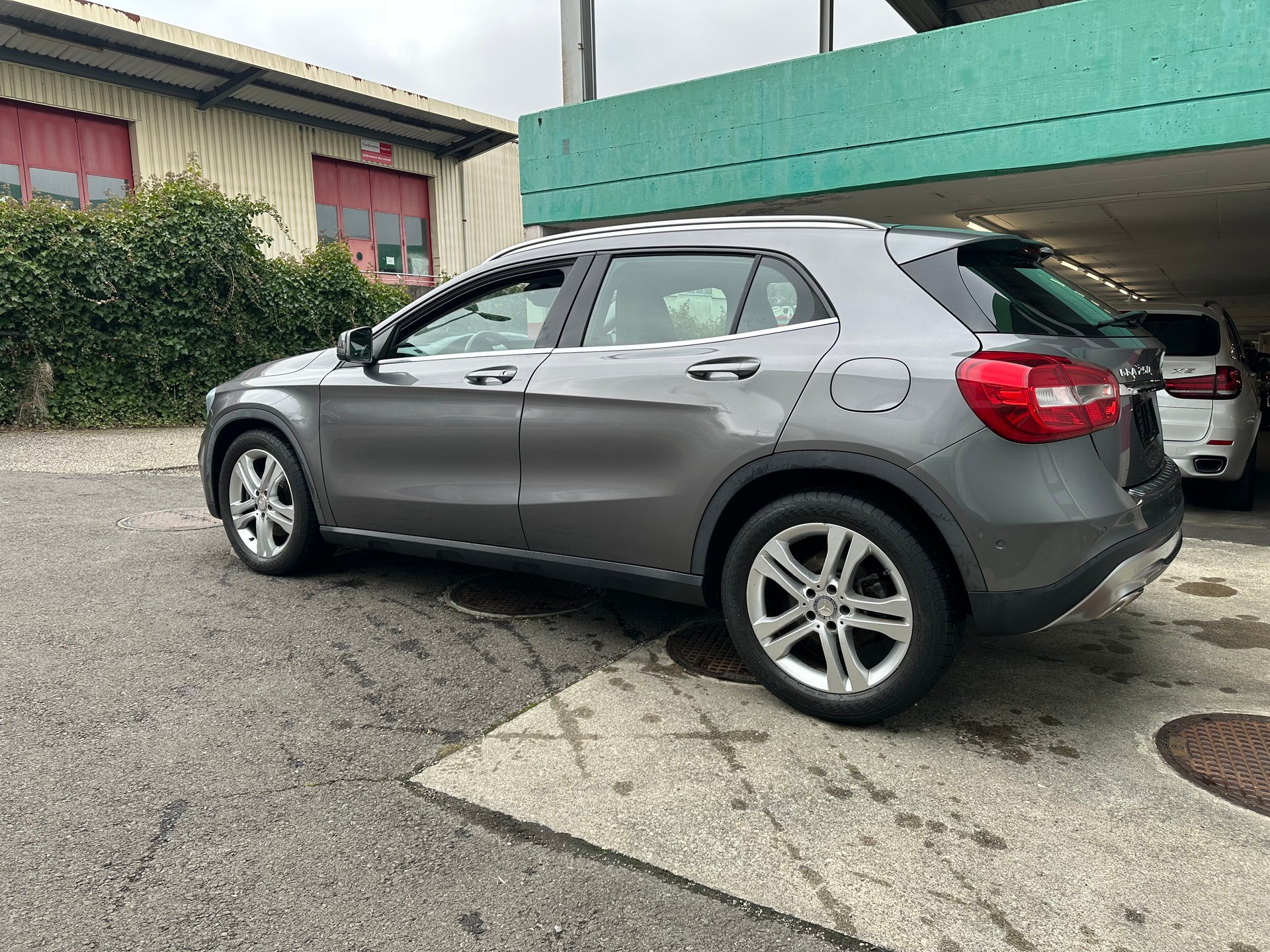 MERCEDES-BENZ GLA 250 Urban 4Matic 7G-DCT-image-7