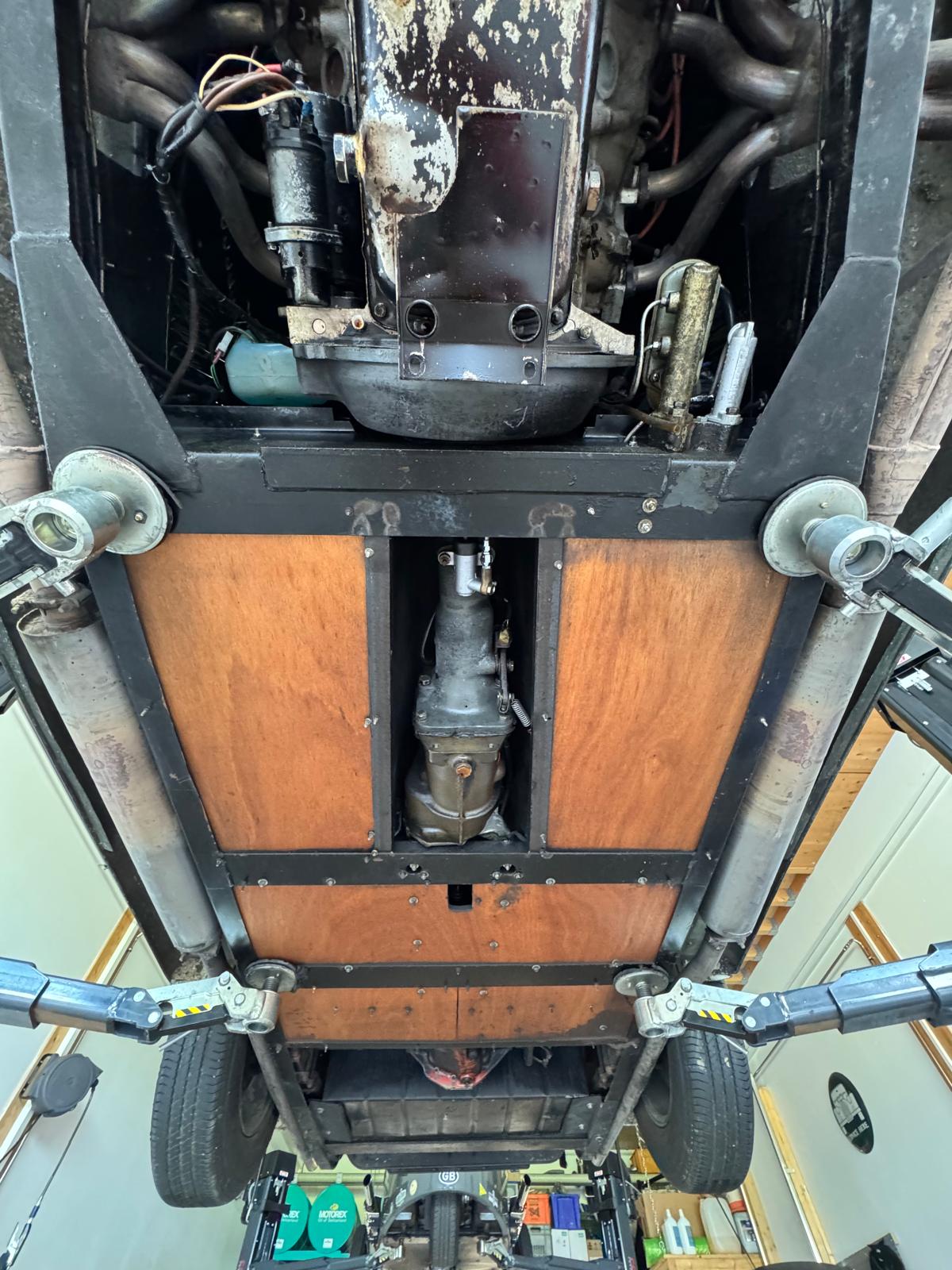 MORGAN PLUS 8-image-15