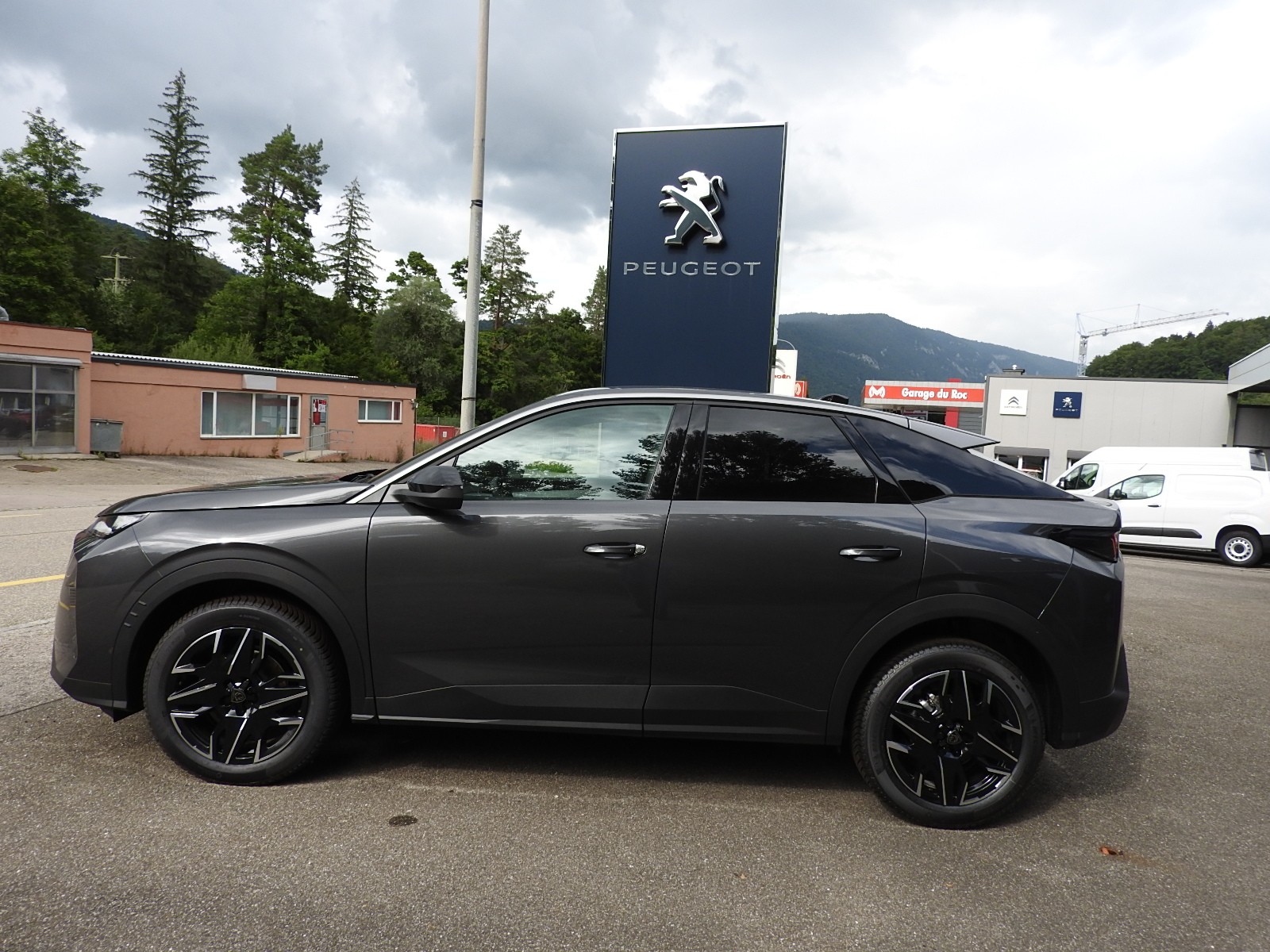 PEUGEOT 3008 145 CV MHEV DCS Allure Premium-image-2