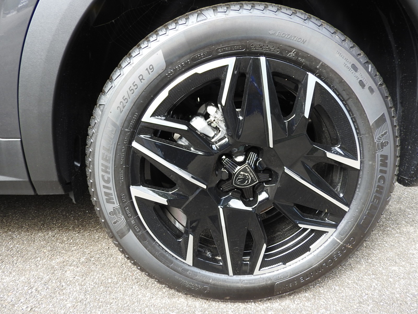 PEUGEOT 3008 145 CV MHEV DCS Allure Premium-image-10