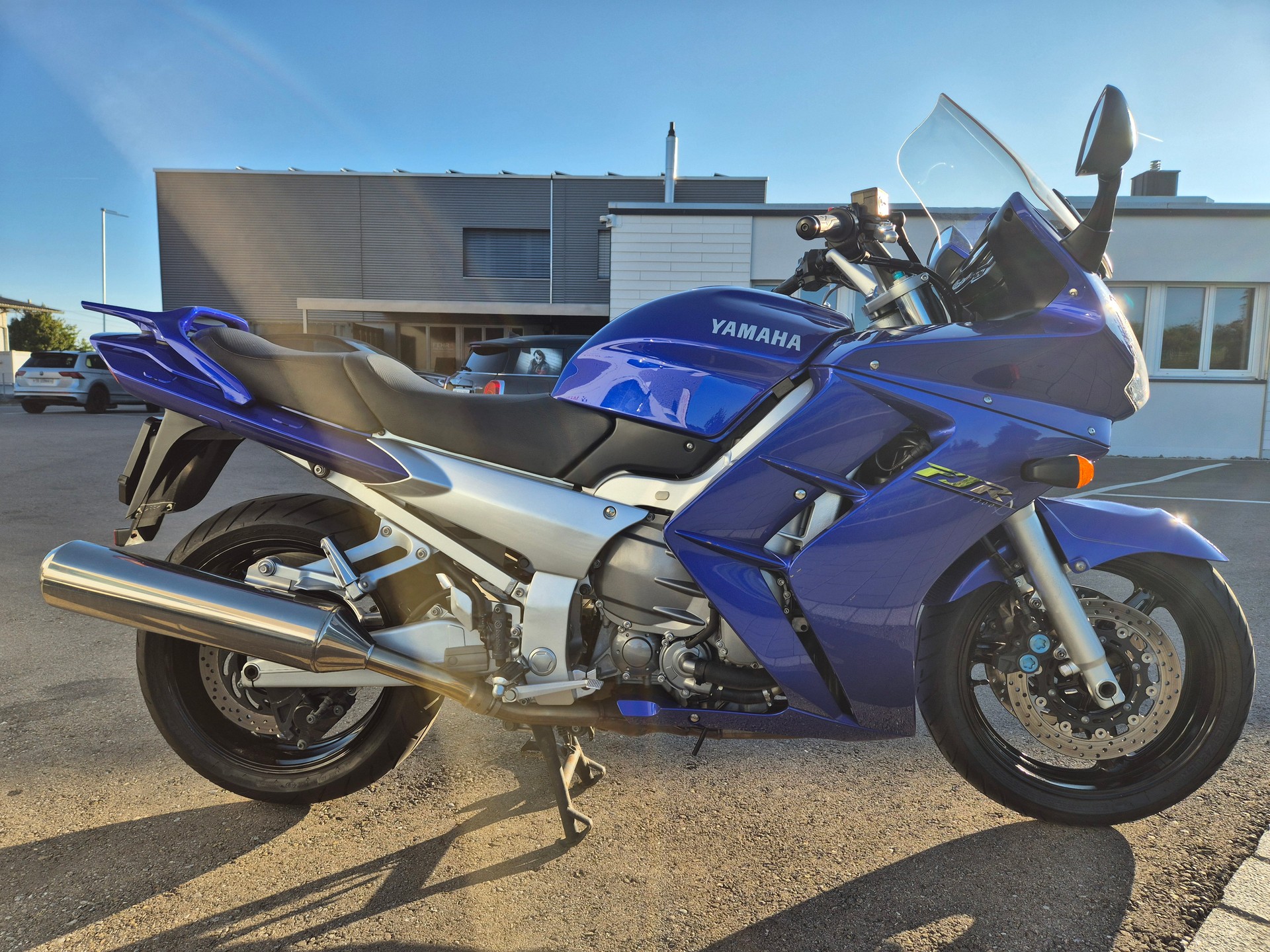 YAMAHA FJR 1300-image-2