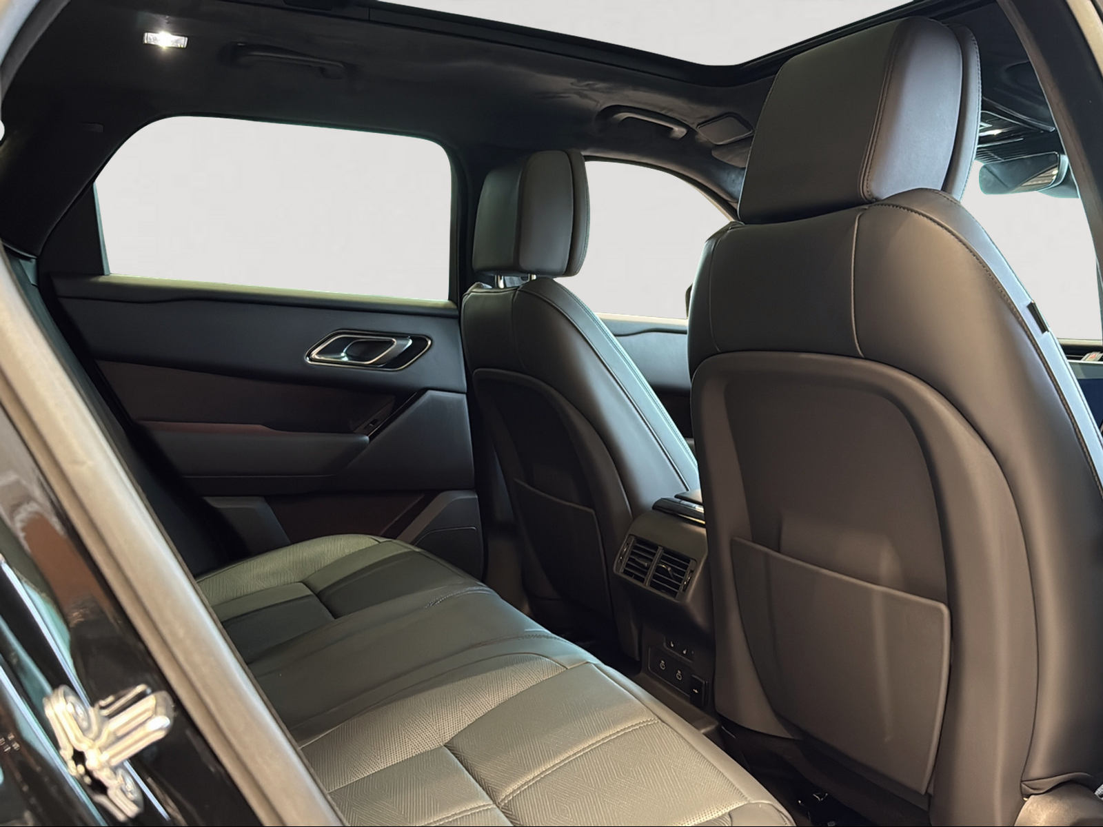 LAND ROVER Range Rover Velar Autobiography P 400 Automatic-image-12