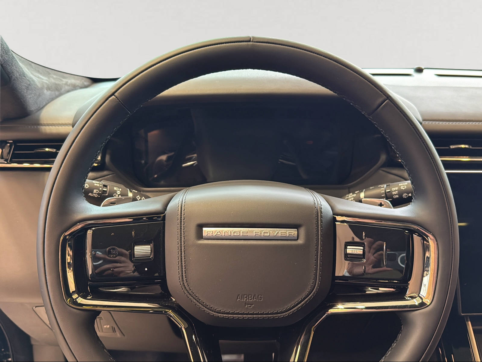 LAND ROVER Range Rover Velar Autobiography P 400 Automatic-image-16