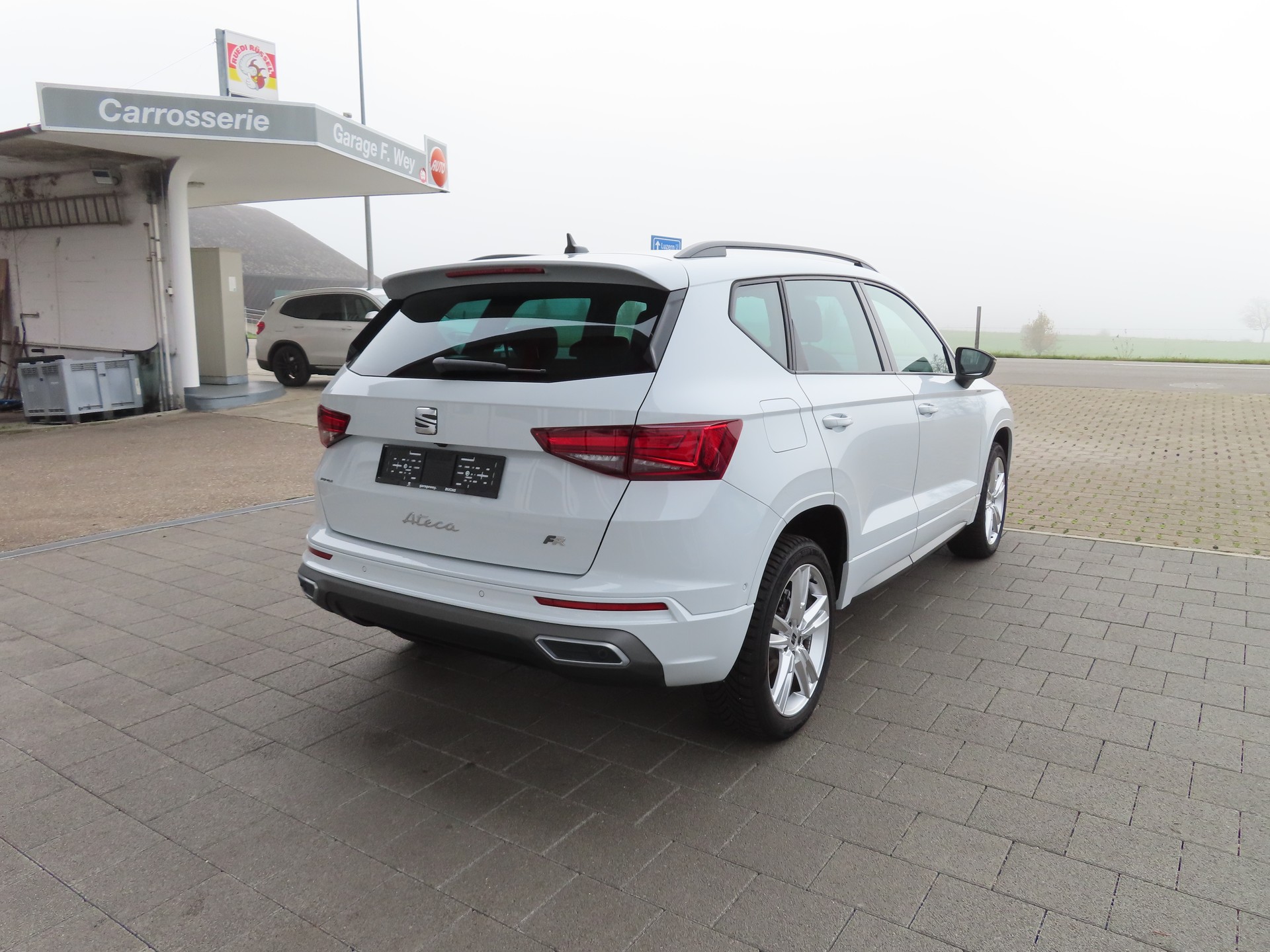 SEAT Ateca 1.5 TSI EVO DSG FR-image-3