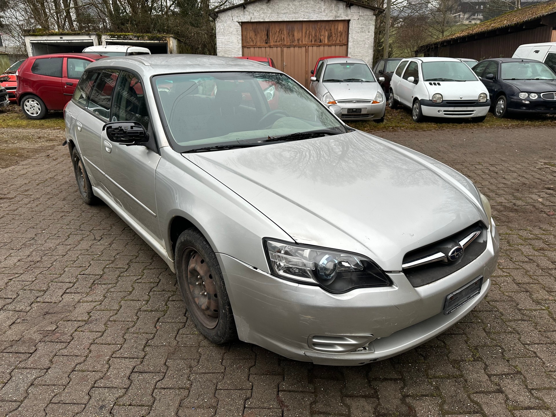 SUBARU Legacy 2.0i AWD Swiss FIXPREIS-image-4