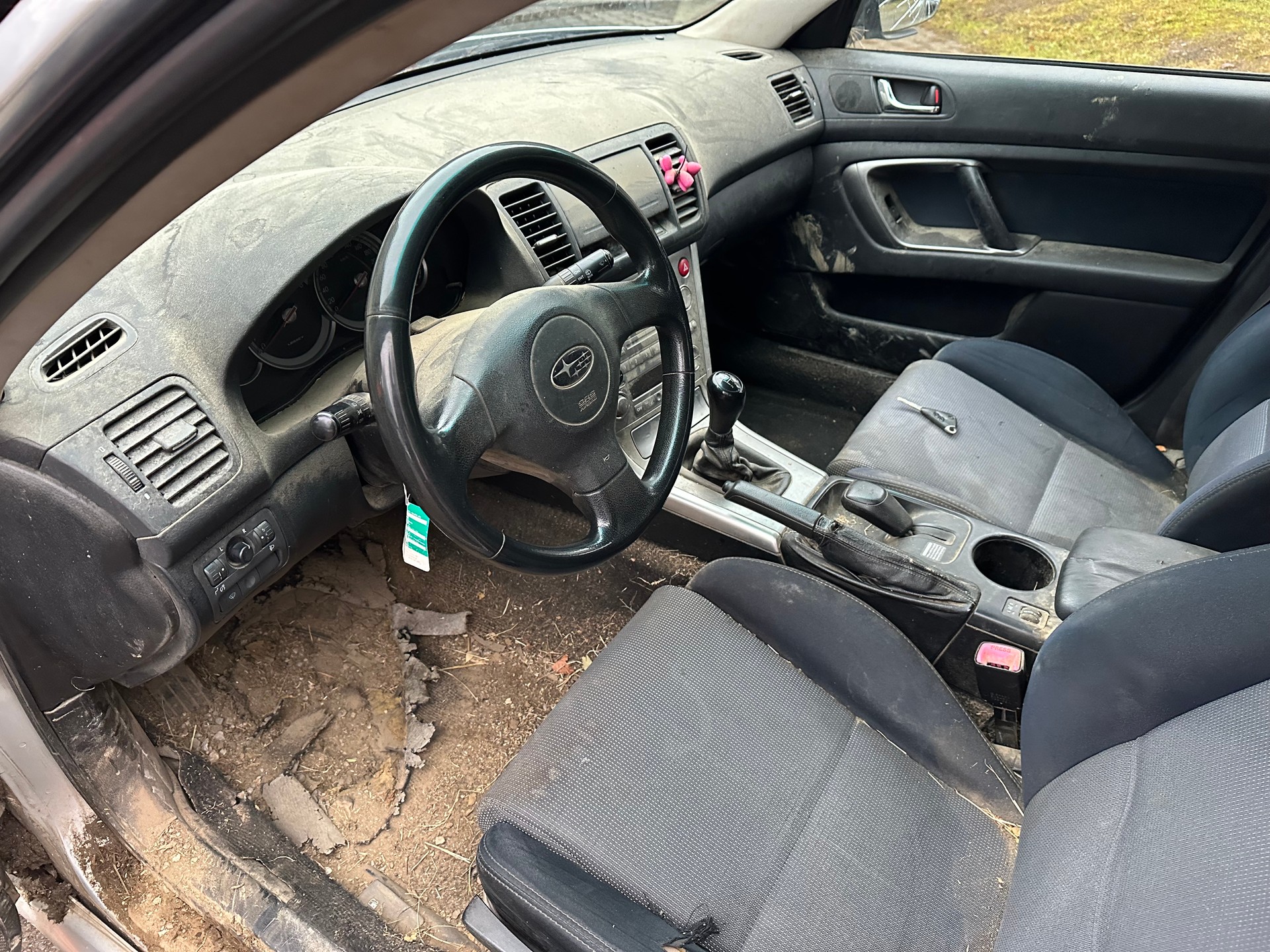 SUBARU Legacy 2.0i AWD Swiss FIXPREIS-image-16