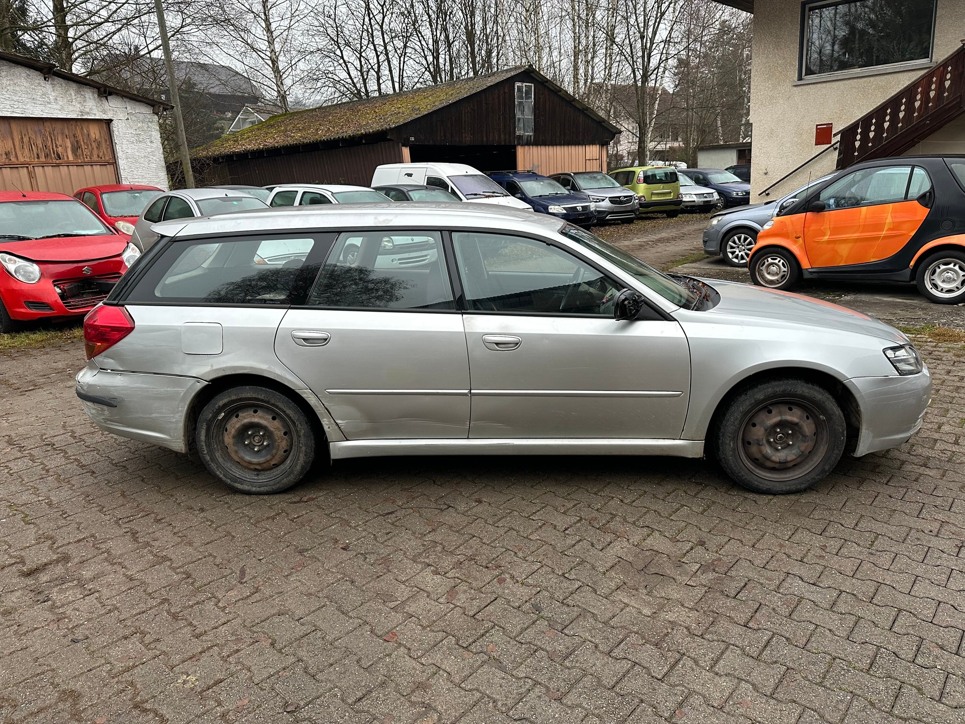 SUBARU Legacy 2.0i AWD Swiss FIXPREIS-image-6