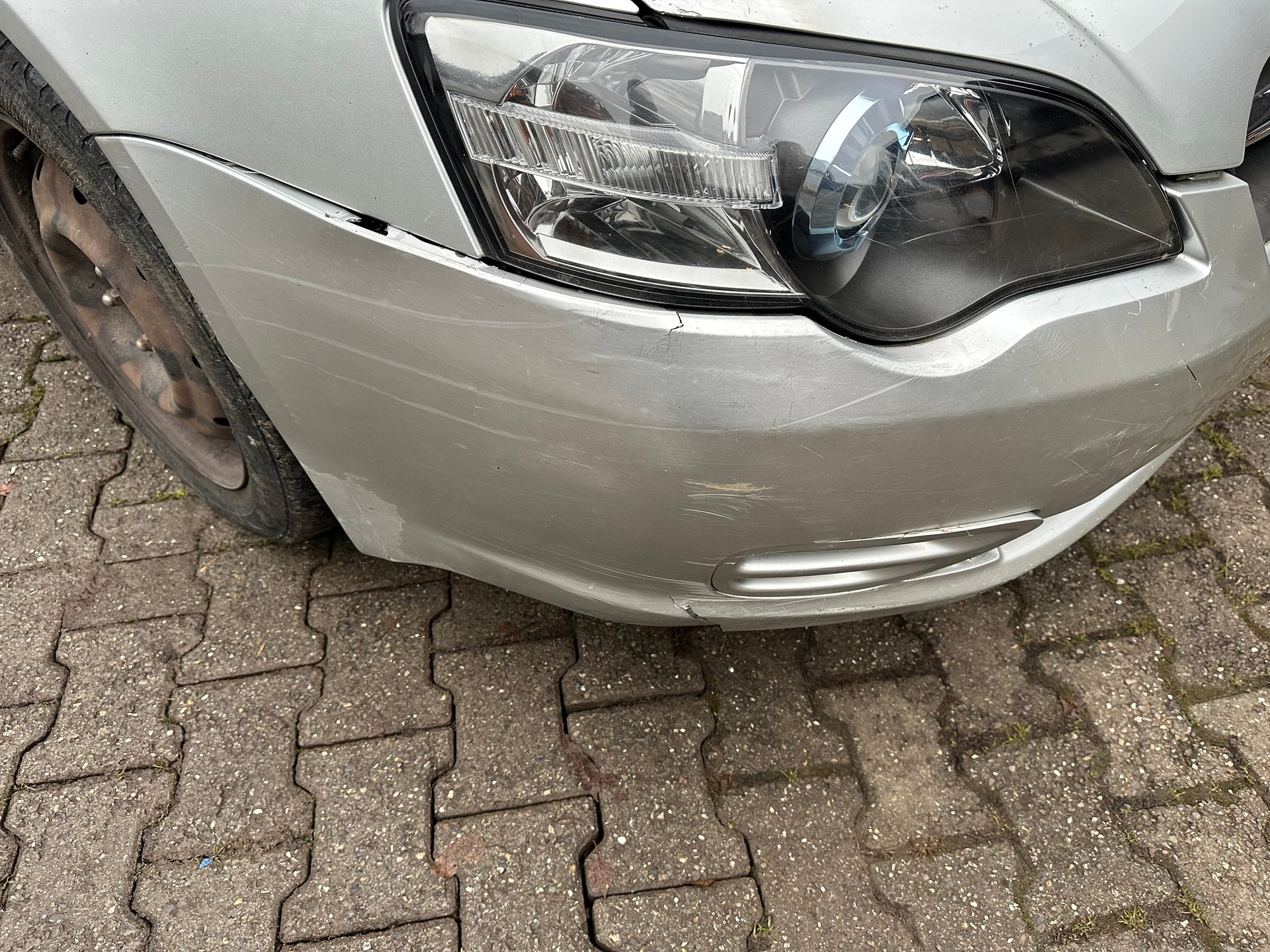 SUBARU Legacy 2.0i AWD Swiss FIXPREIS-image-5