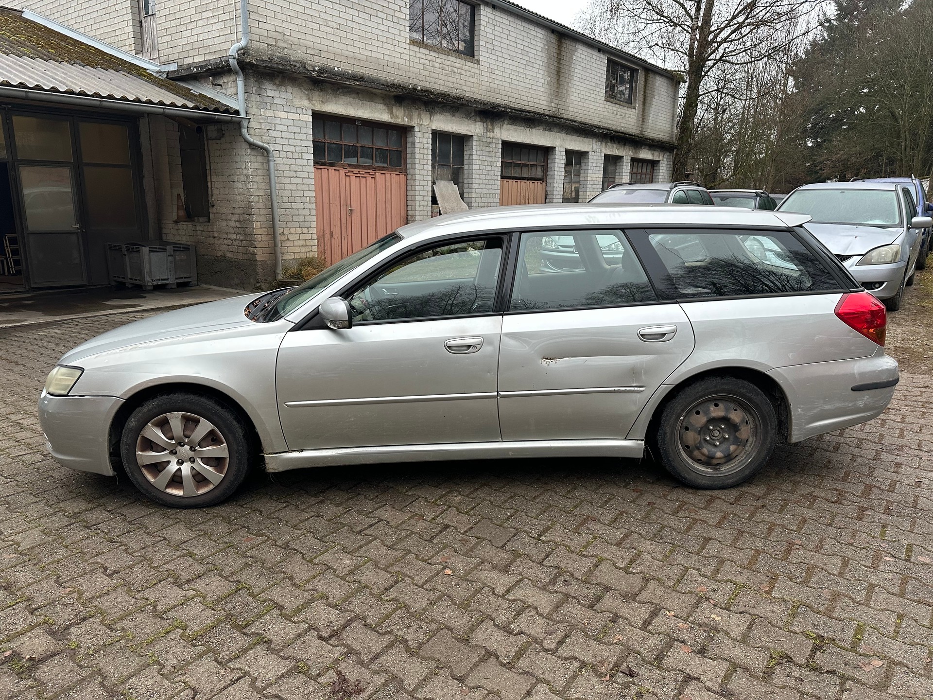 SUBARU Legacy 2.0i AWD Swiss FIXPREIS