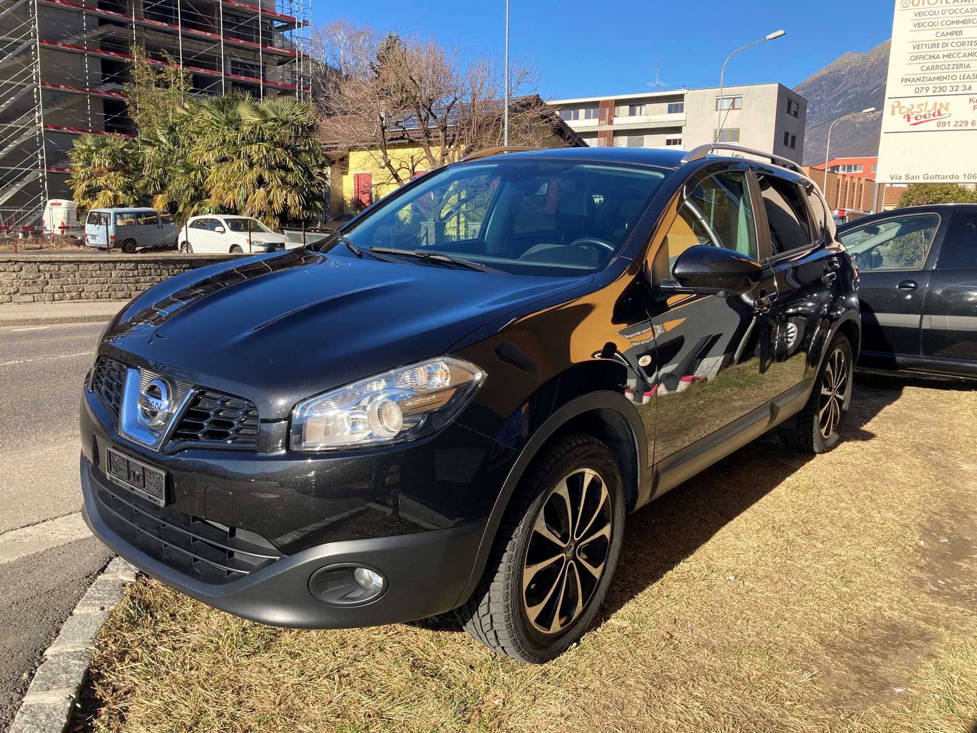 NISSAN Qashqai 2.0 tekna-image-0