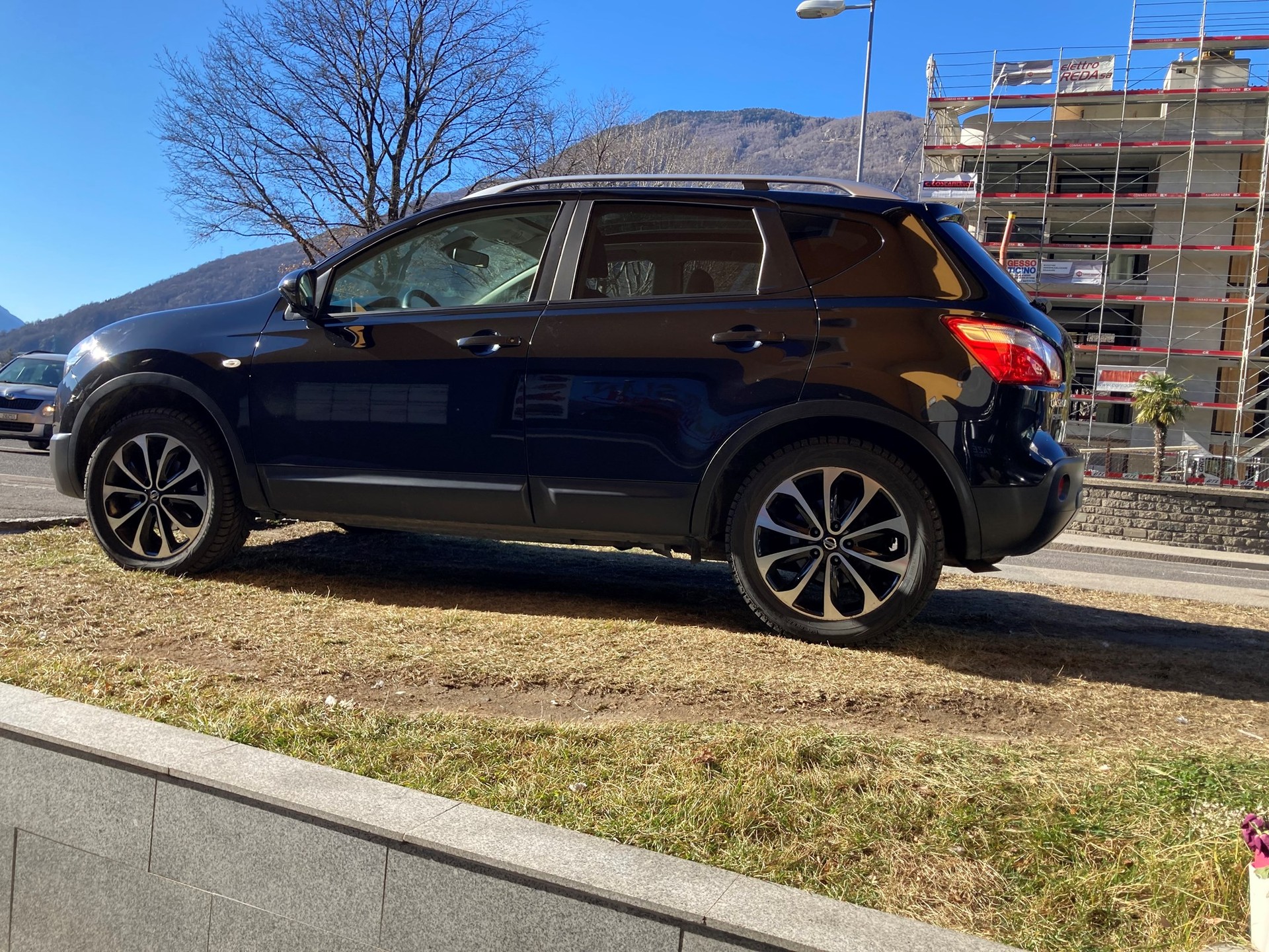 NISSAN Qashqai 2.0 tekna-image-3