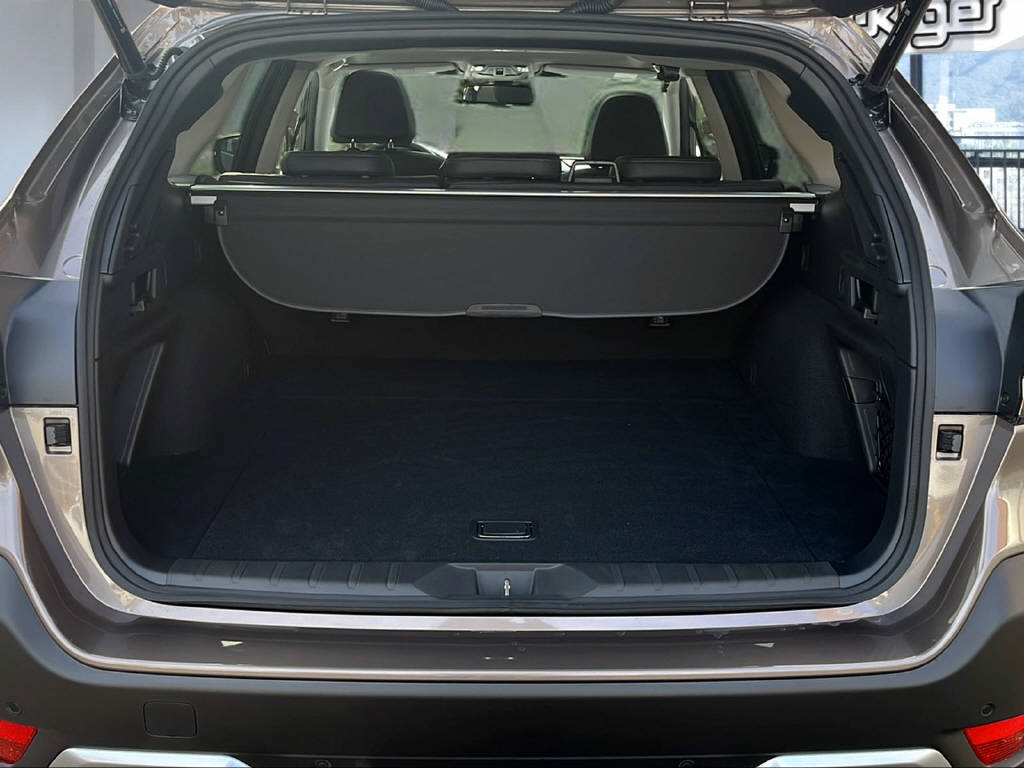 SUBARU Outback 2.5i Final Edition-image-23