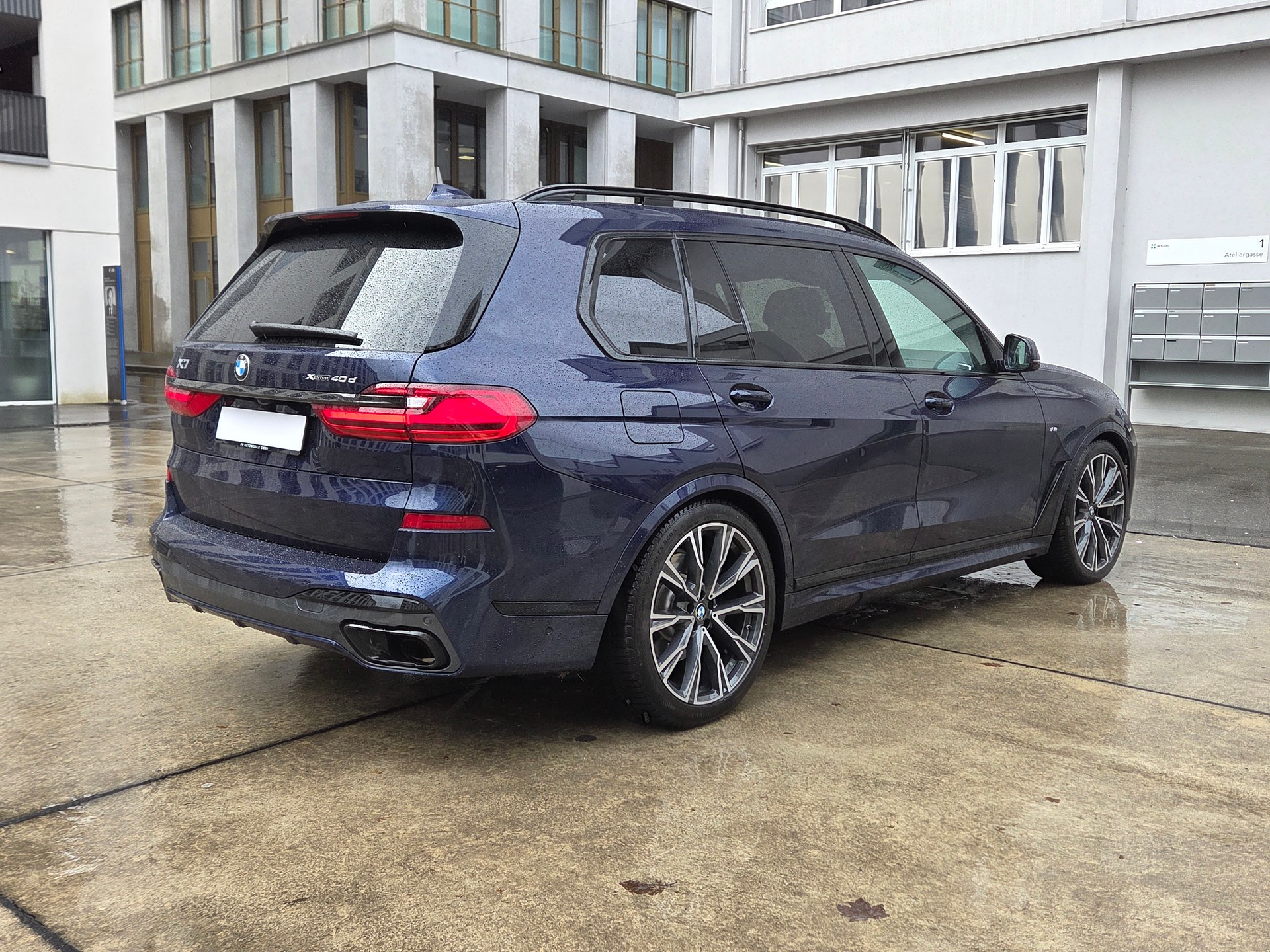 BMW X7 xDrive 48V 40d Steptronic-image-4