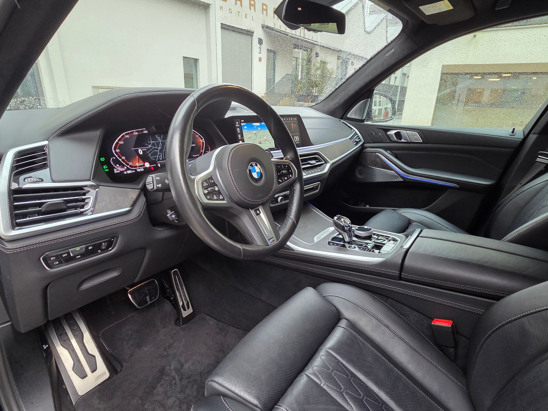 BMW X7 xDrive 48V 40d Steptronic-image-6