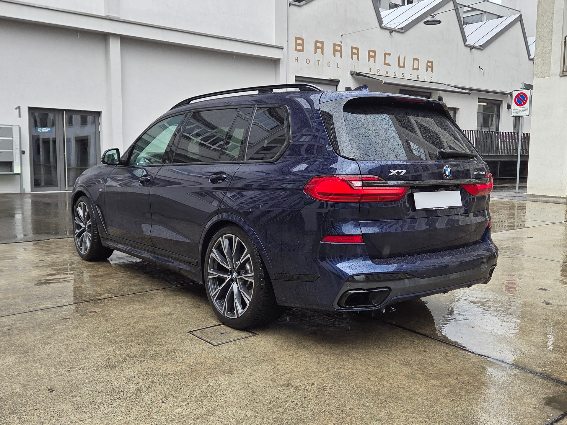 BMW X7 xDrive 48V 40d Steptronic-image-3