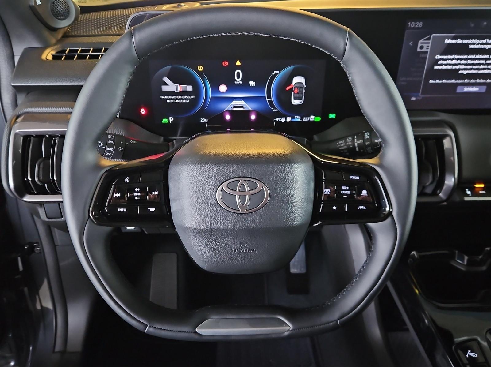 TOYOTA Urban Cruiser Premium AWD-image-11