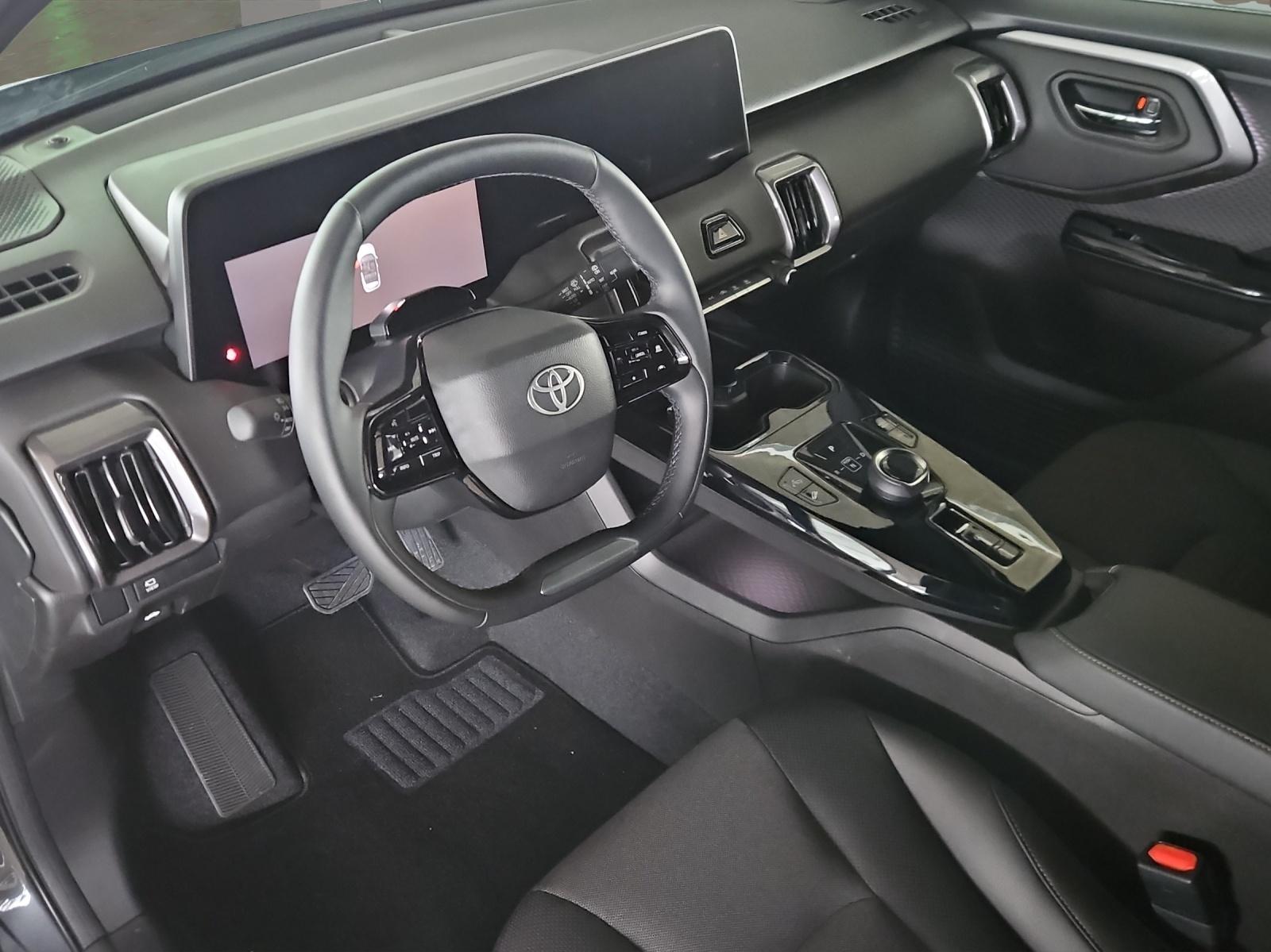 TOYOTA Urban Cruiser Premium AWD-image-6