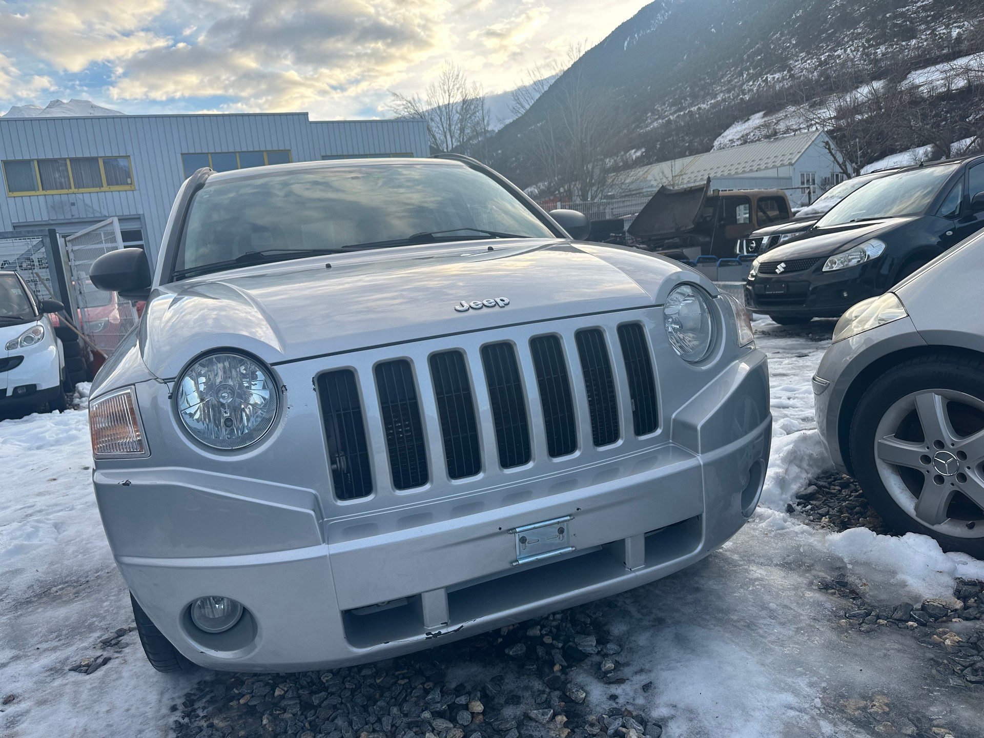 JEEP Compass 2.4 Limited CVT-image-5