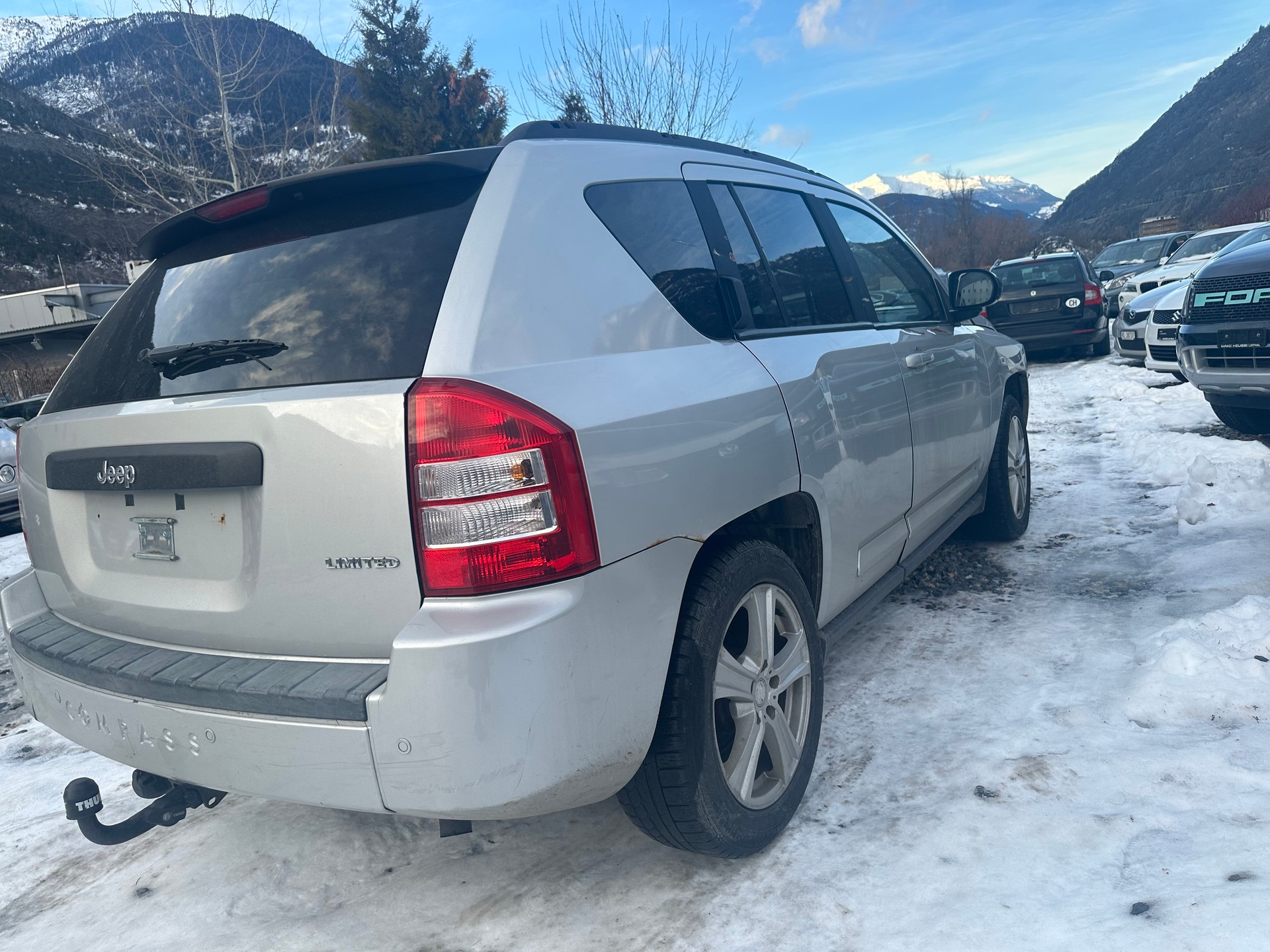 JEEP Compass 2.4 Limited CVT-image-2