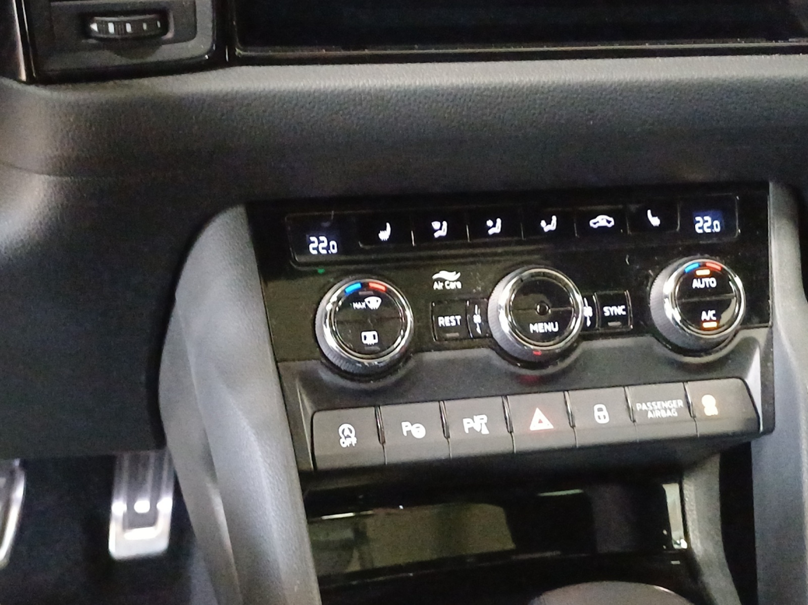 SKODA Kodiaq 2.0 TSI 4x4 SportLine-image-10