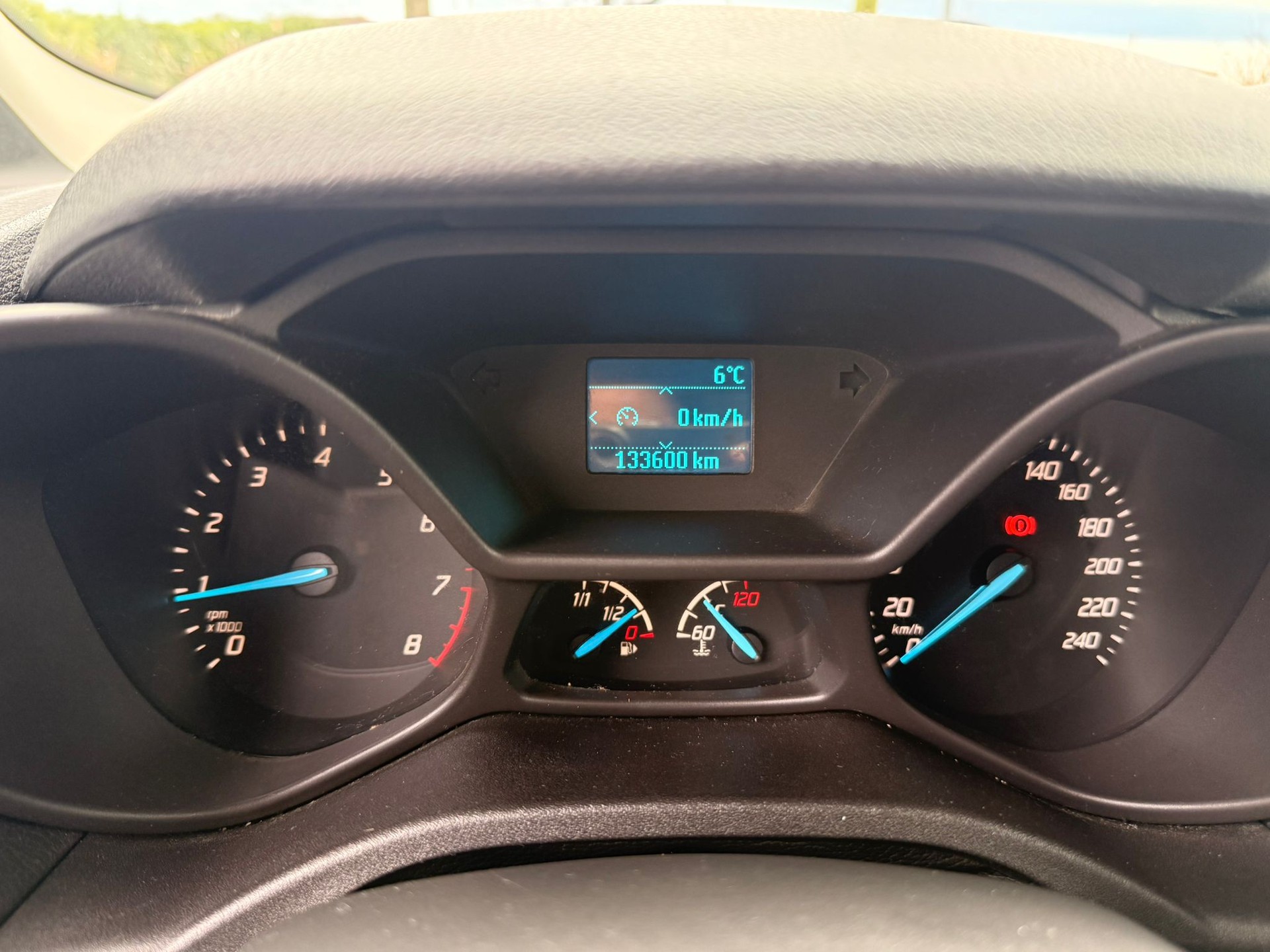 FORD Transit Connect Van T200 1.0 EcoBoost Trend-image-9
