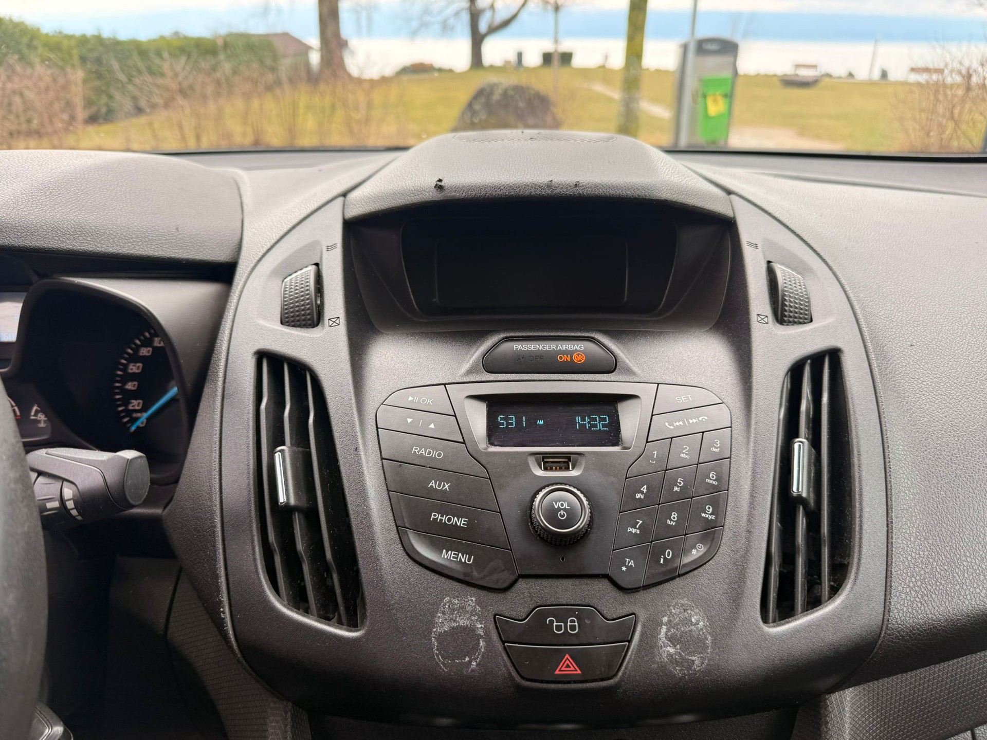 FORD Transit Connect Van T200 1.0 EcoBoost Trend-image-20