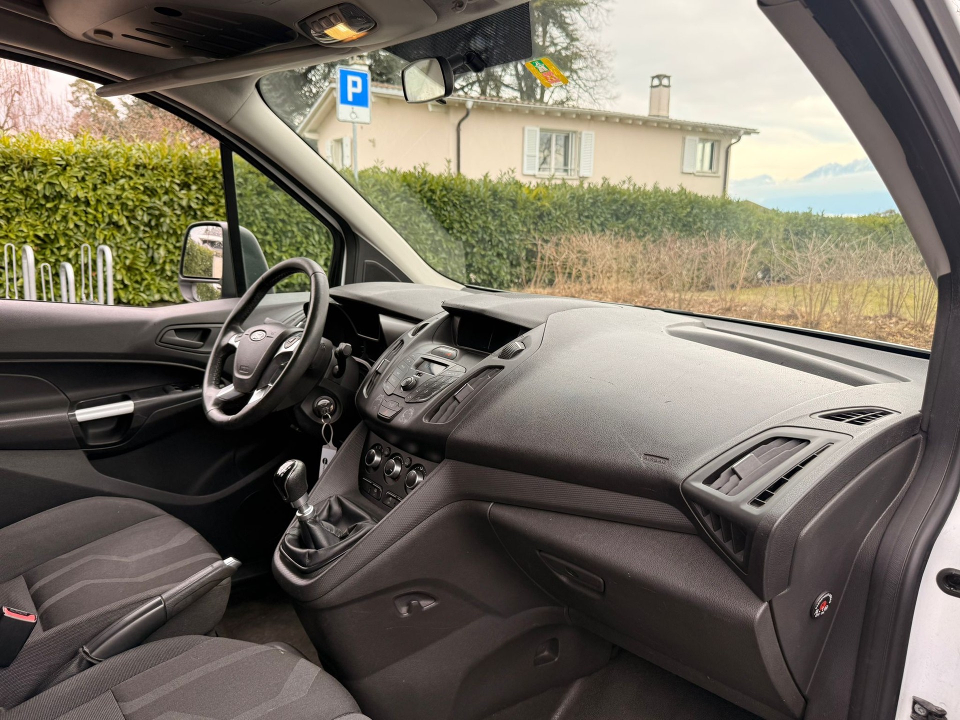 FORD Transit Connect Van T200 1.0 EcoBoost Trend-image-11
