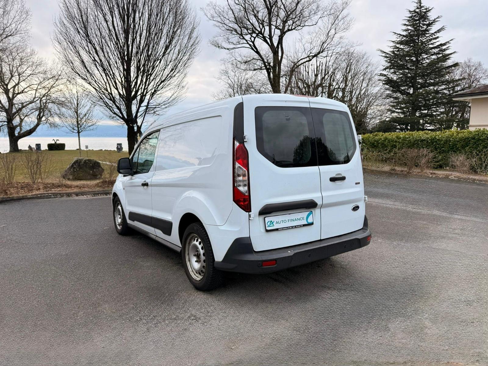 FORD Transit Connect Van T200 1.0 EcoBoost Trend-image-4