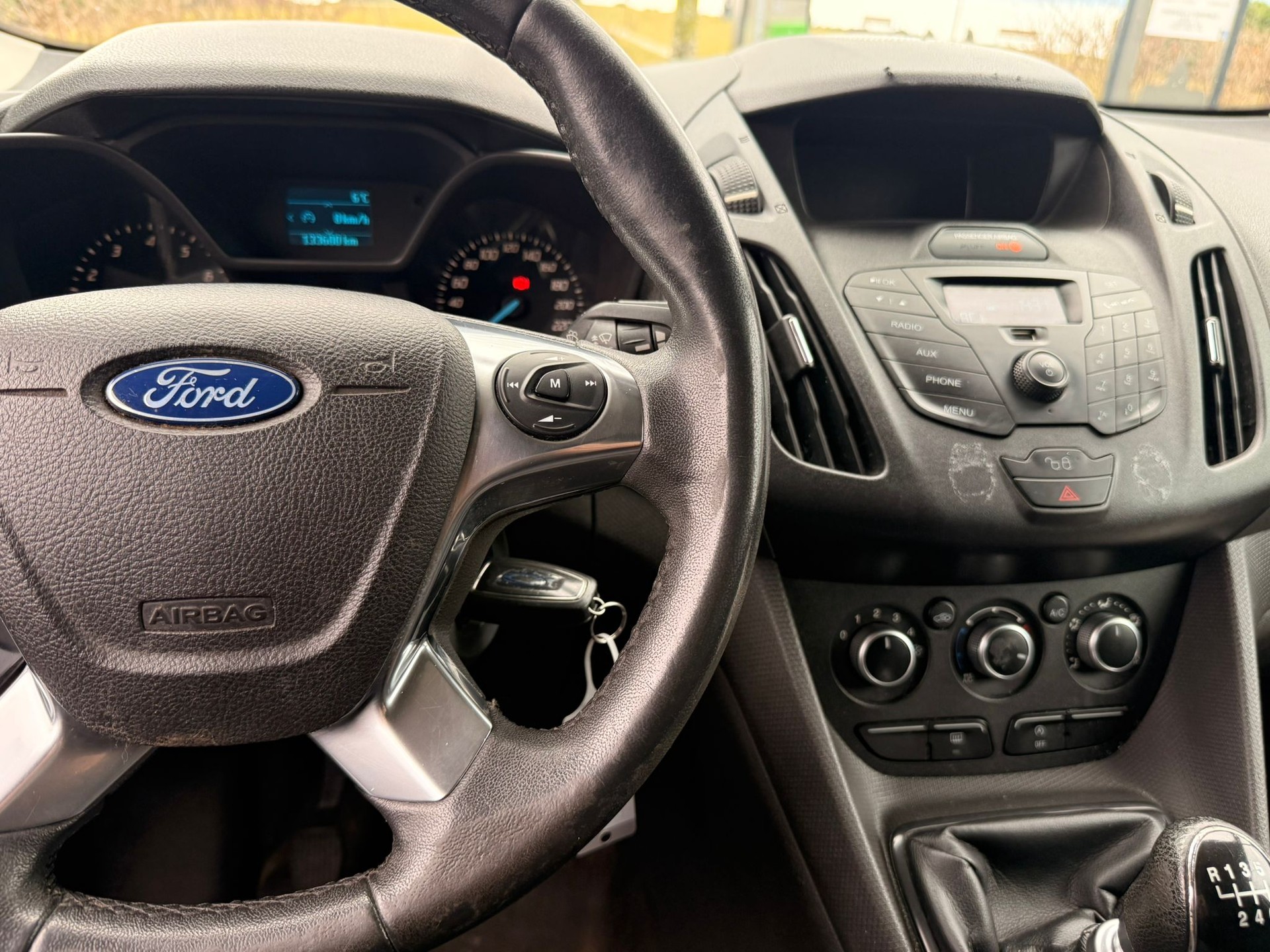 FORD Transit Connect Van T200 1.0 EcoBoost Trend-image-14