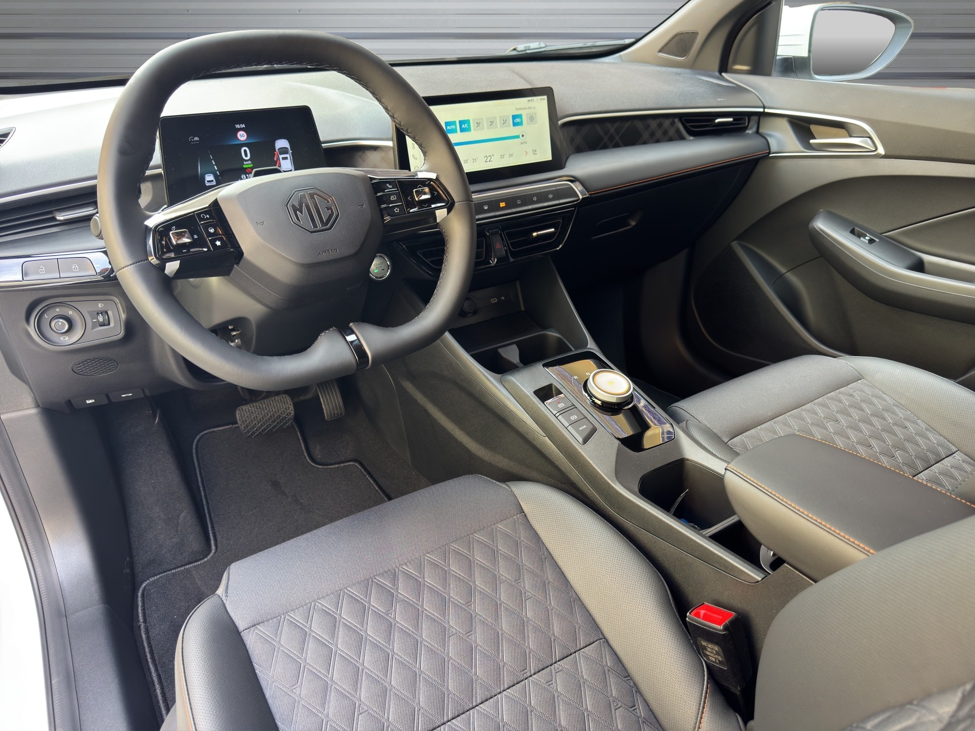 MG 3 1.5 Hybrid Luxury Aut.-image-13