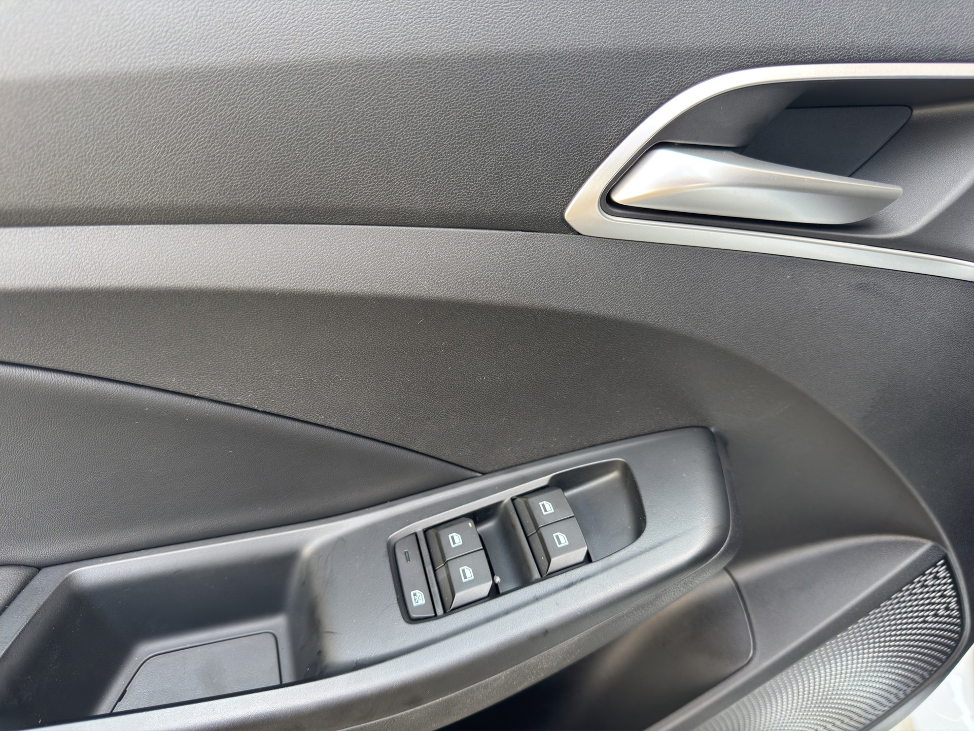 MG 3 1.5 Hybrid Luxury Aut.-image-11