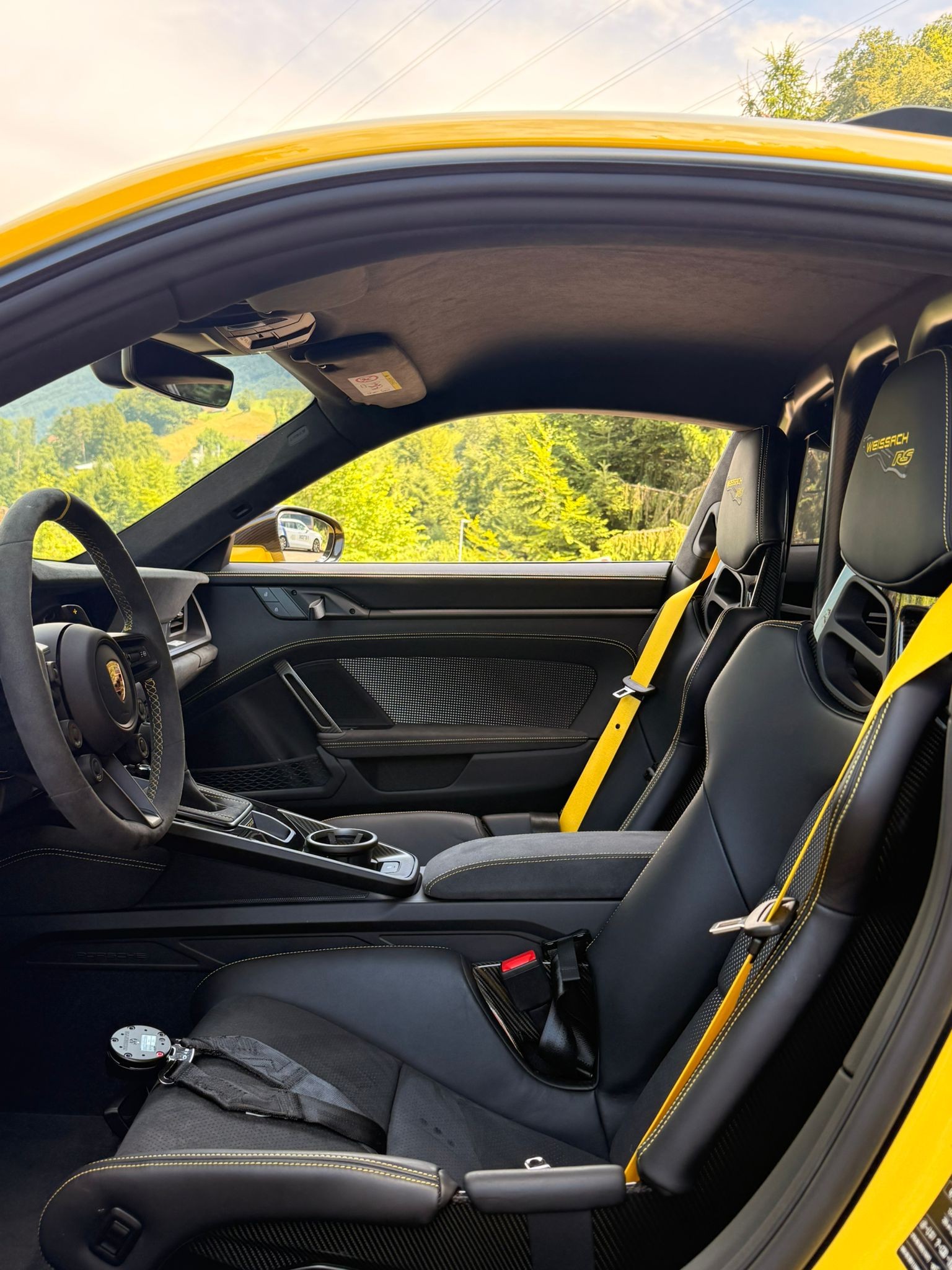 PORSCHE 911 GT3 RS WEISSACH (MY24)-image-5