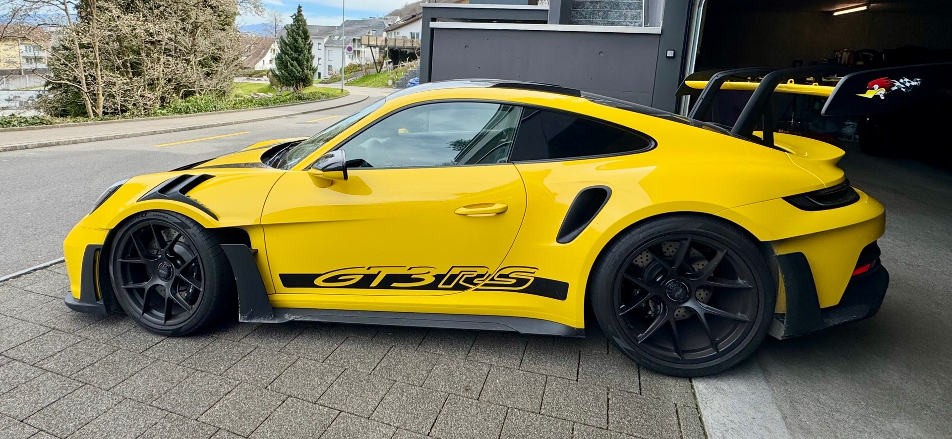 PORSCHE 911 GT3 RS-image-5
