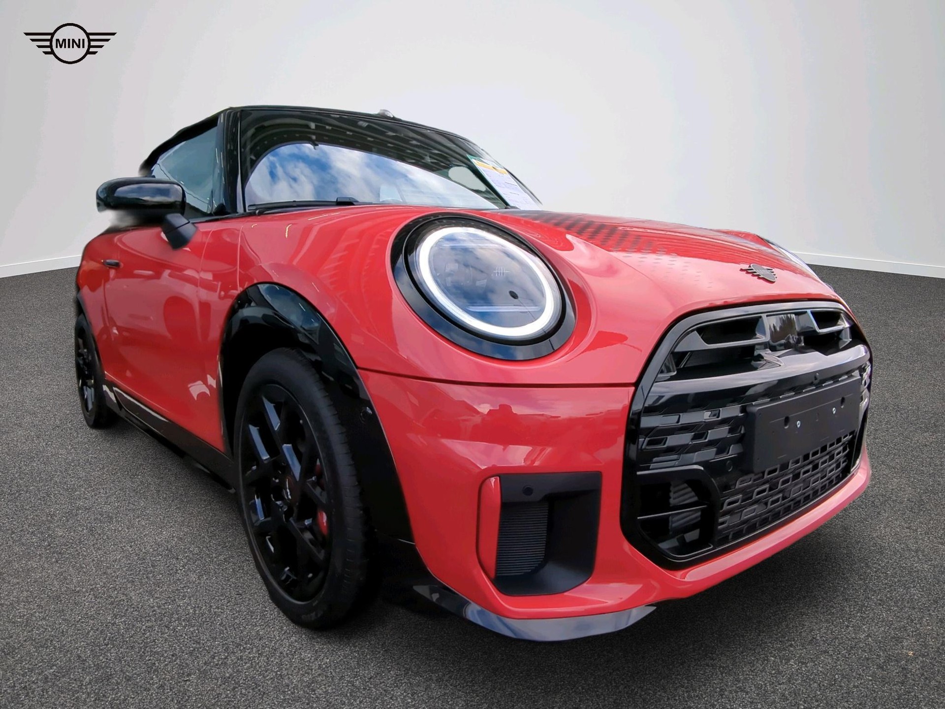 MINI John Cooper Works Cabrio-image-11