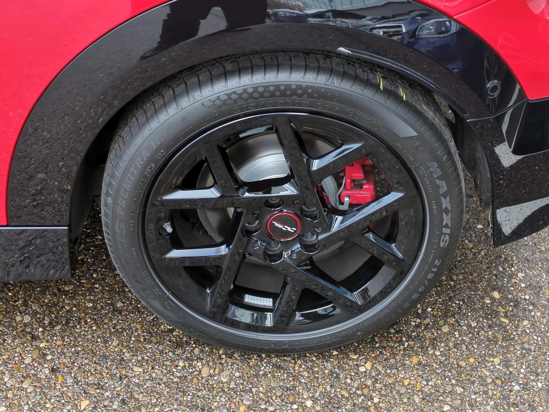 MINI John Cooper Works Cabrio-image-6