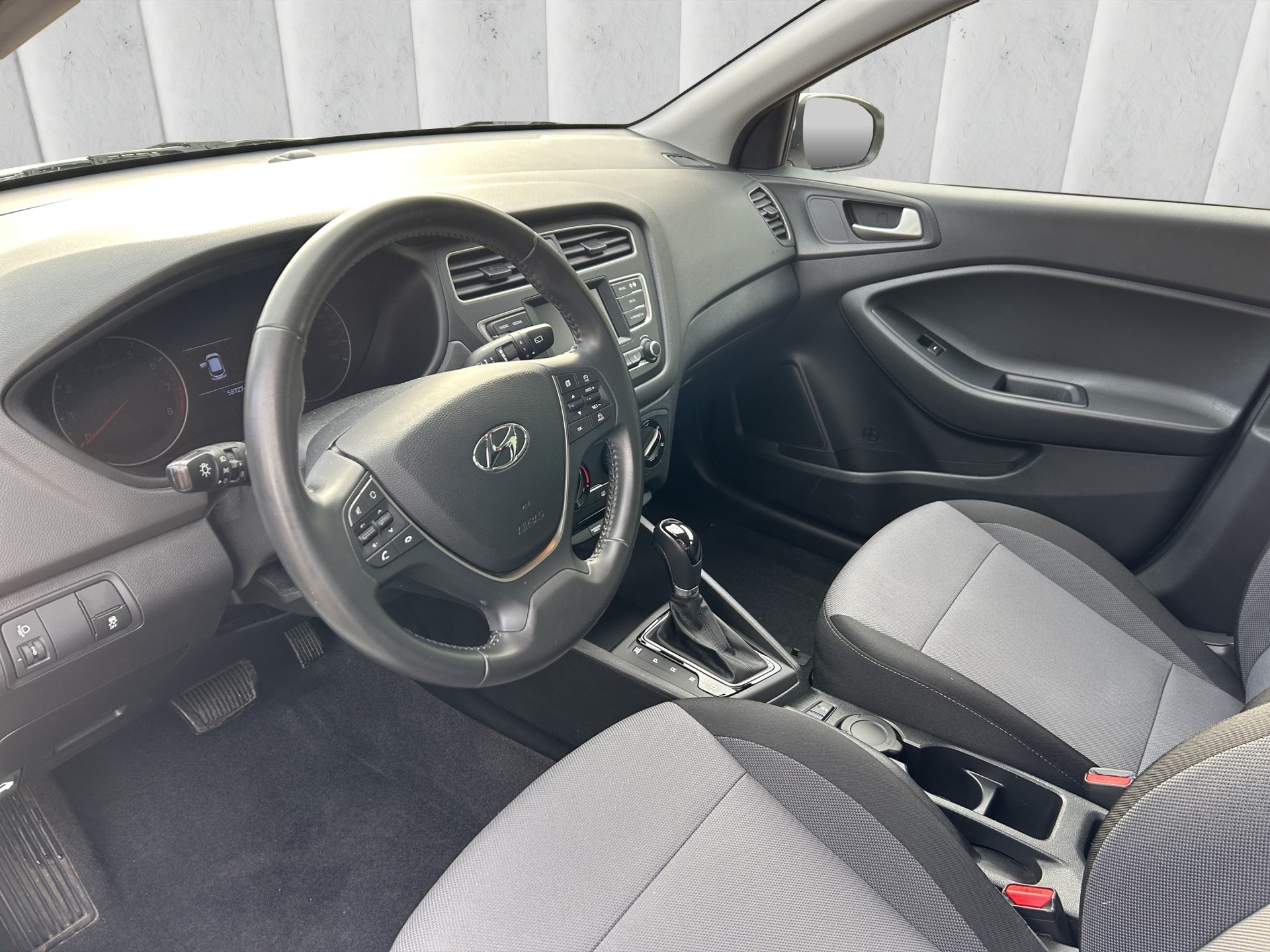 HYUNDAI i20 1.0 T-GDi Origo DCT-image-8