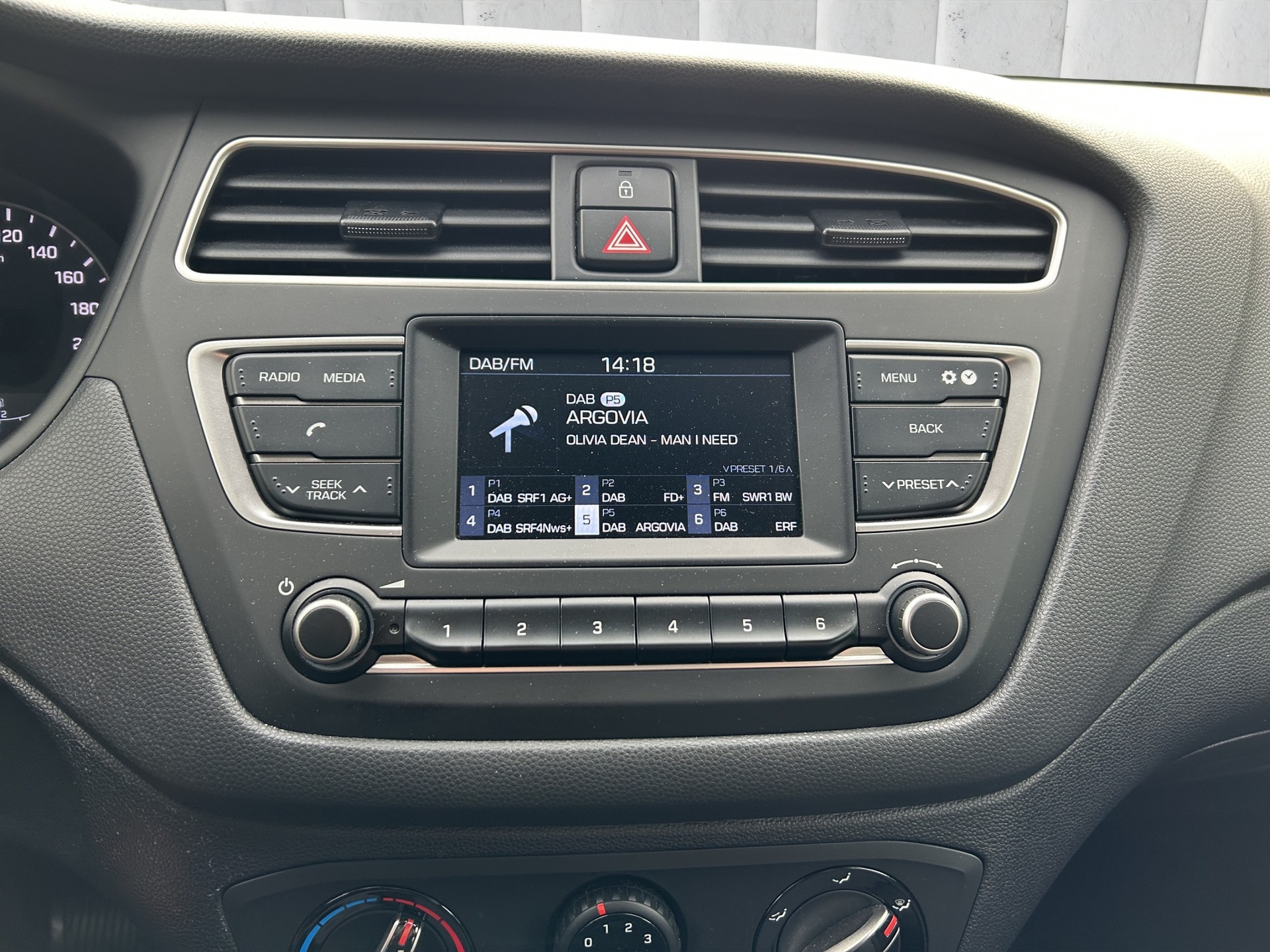HYUNDAI i20 1.0 T-GDi Origo DCT-image-14