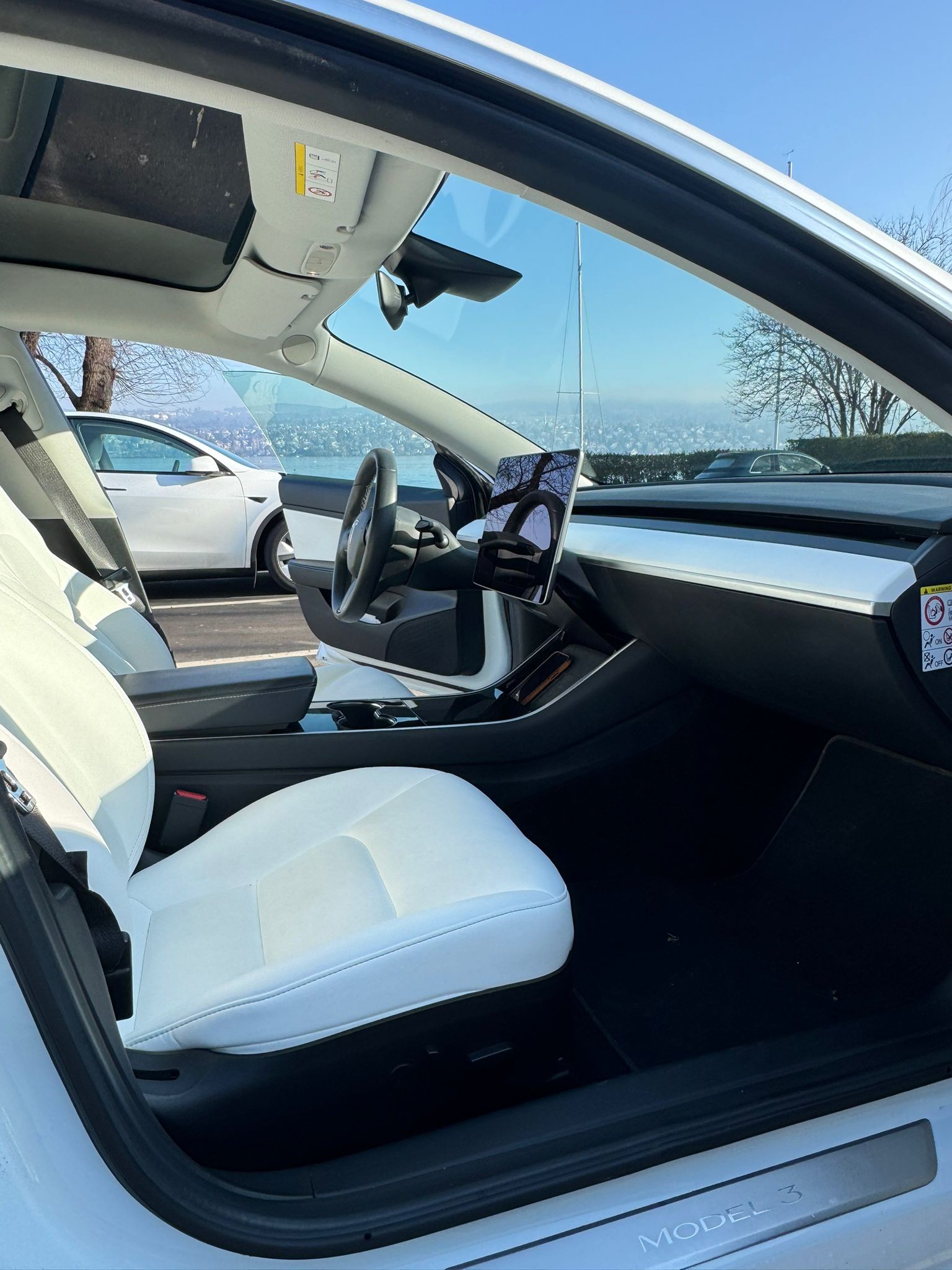 TESLA Model 3 Long Range Dual Motor AWD-image-4