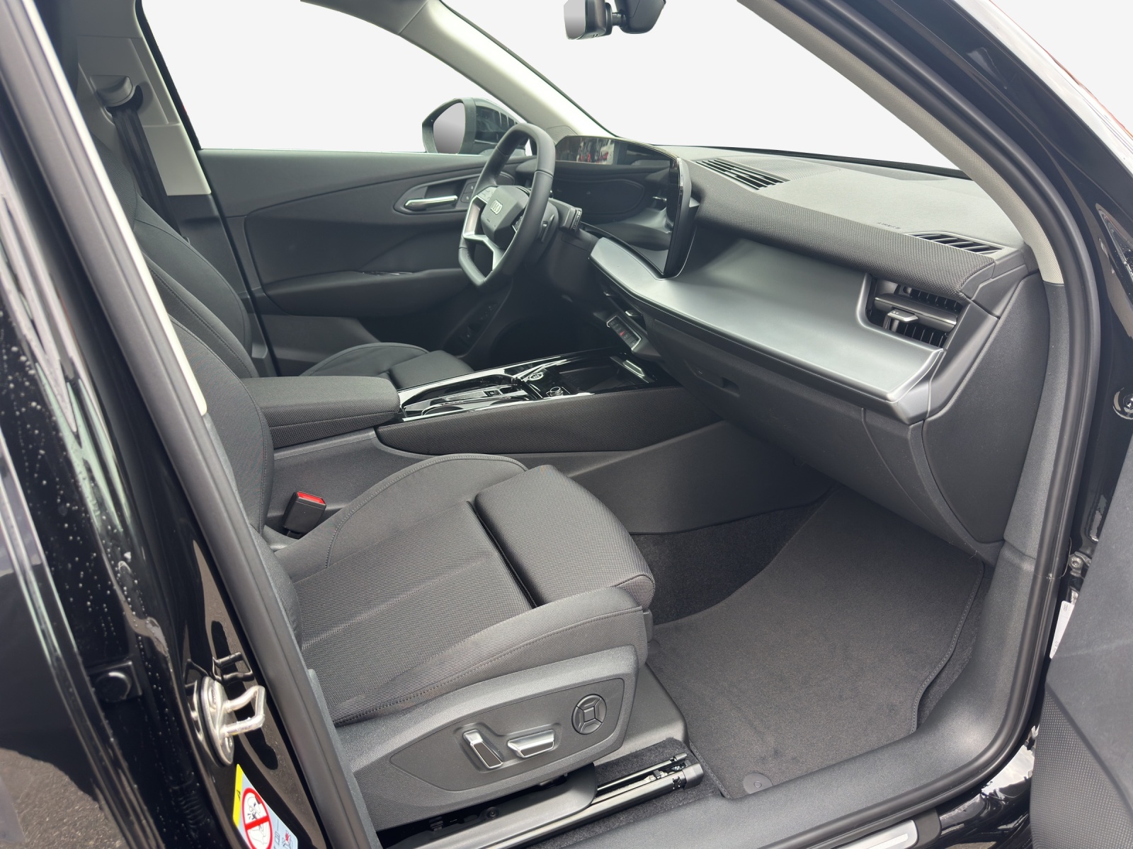 AUDI Q3 SUV 110 kW TFSI S tronic-image-14