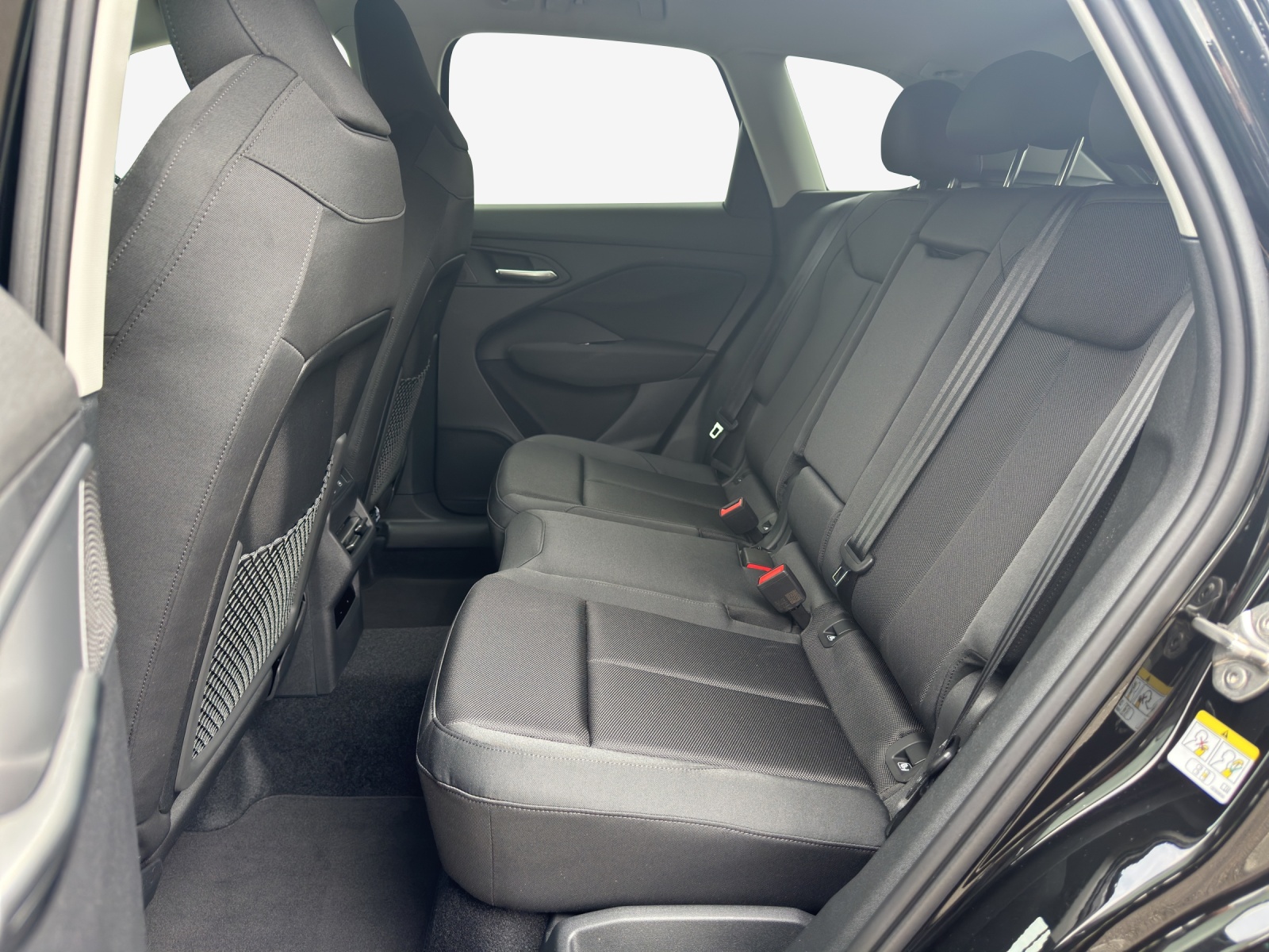 AUDI Q3 SUV 110 kW TFSI S tronic-image-11