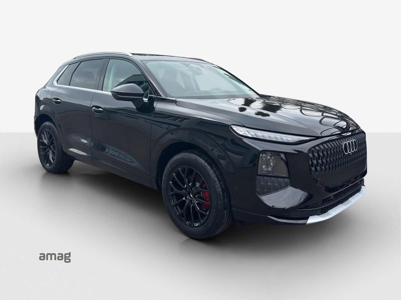 AUDI Q3 SUV 110 kW TFSI S tronic-image-5