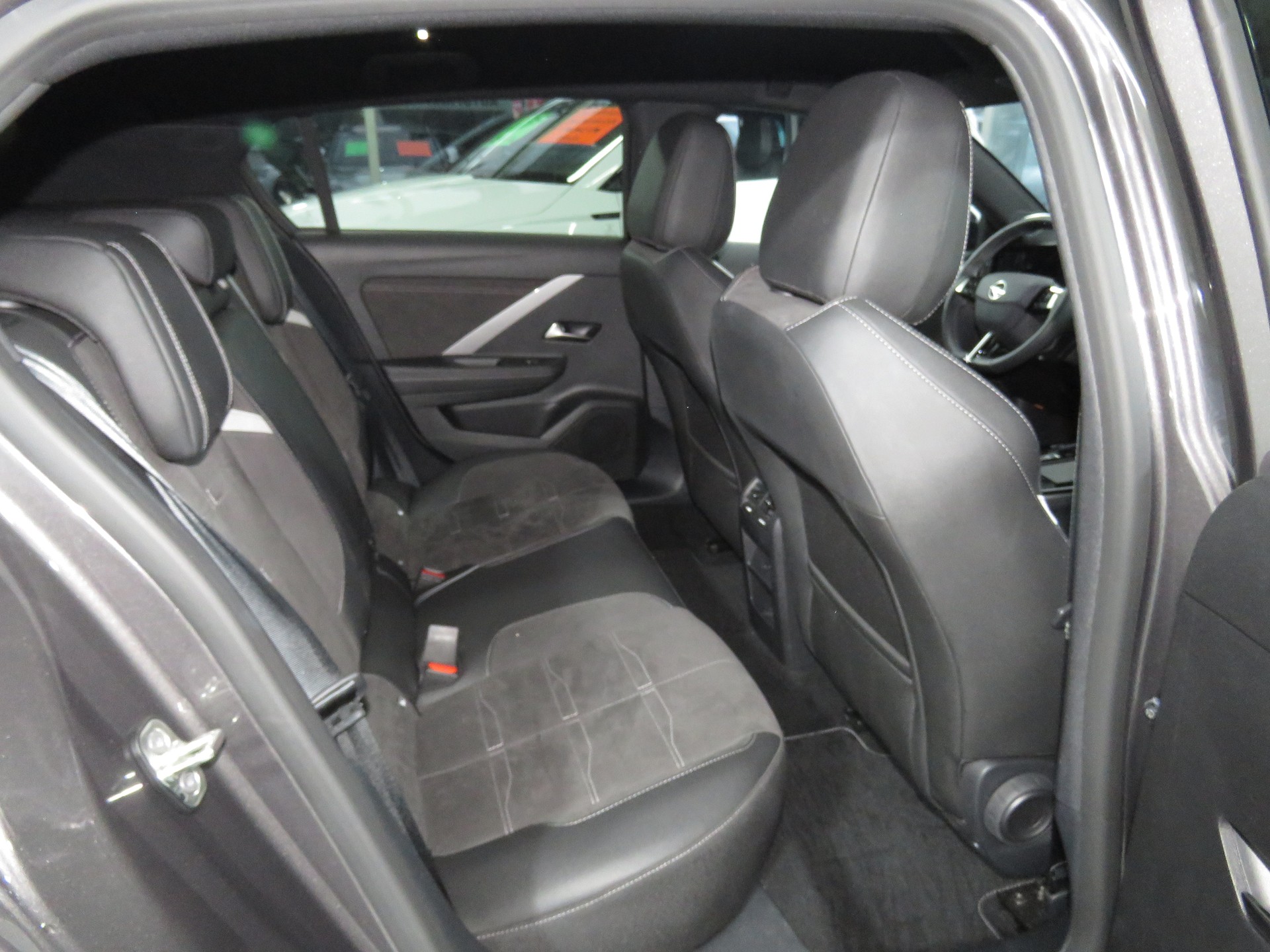 OPEL Astra 1.6 PHEV GS Automat-image-14