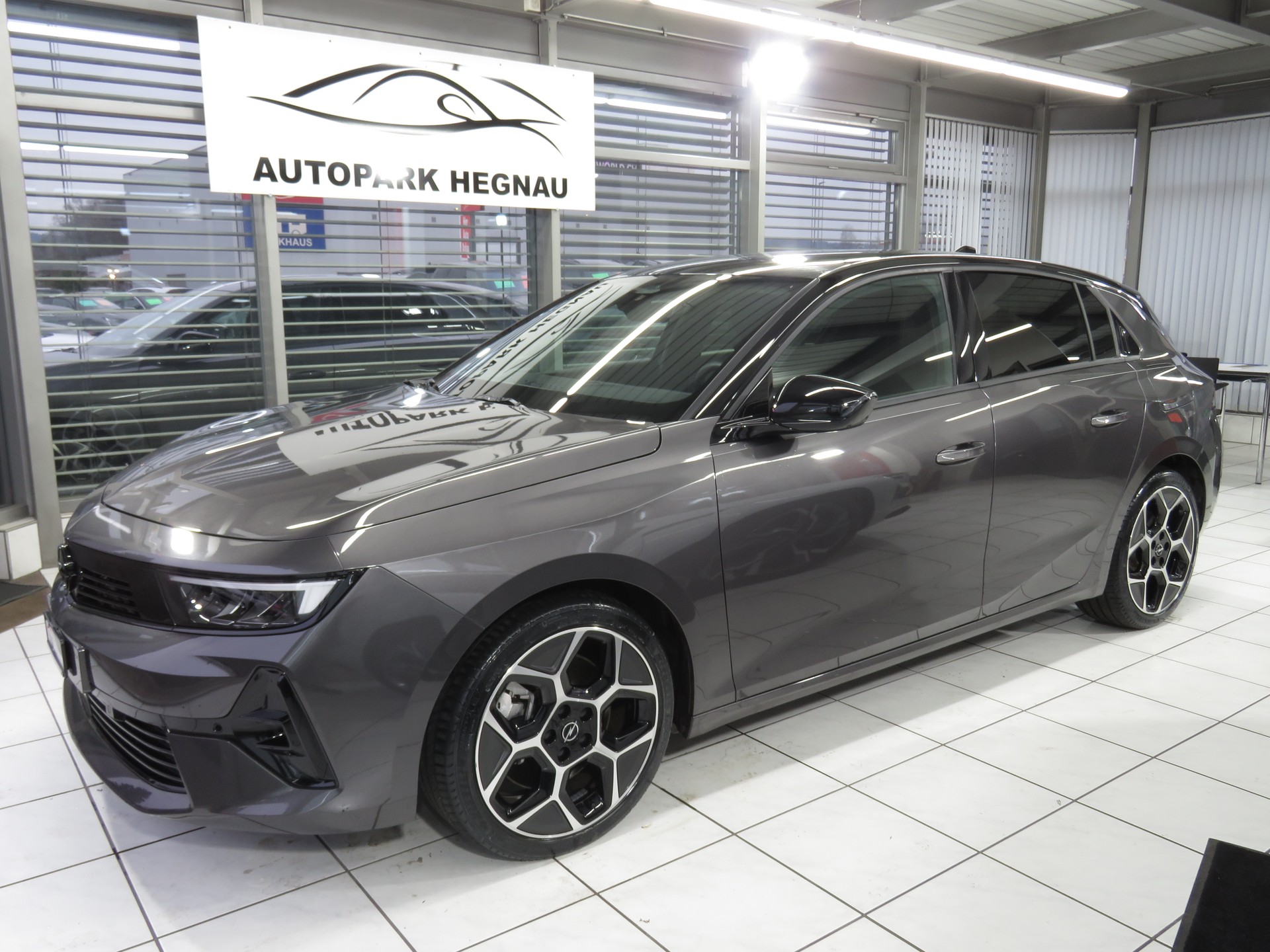 OPEL Astra 1.6 PHEV GS Automat-image-0