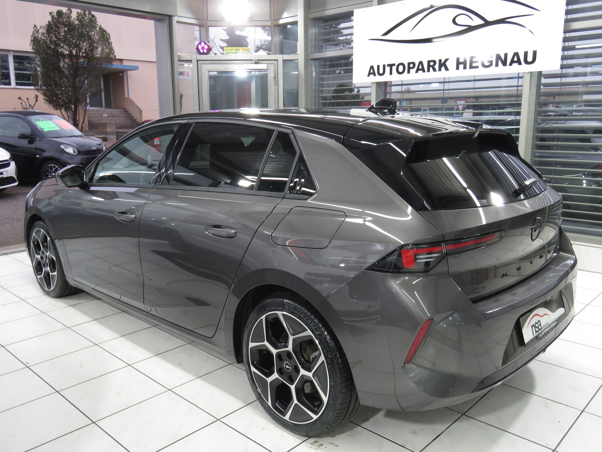 OPEL Astra 1.6 PHEV GS Automat-image-5
