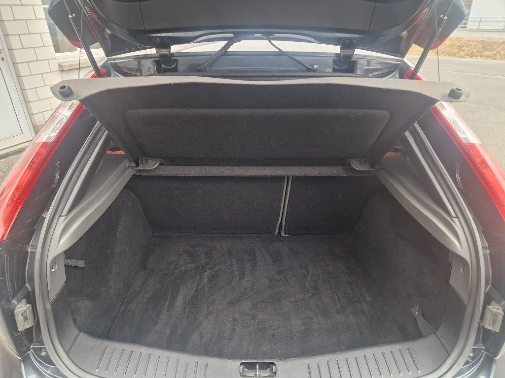 FORD Focus 2.5i 20V ST-image-9
