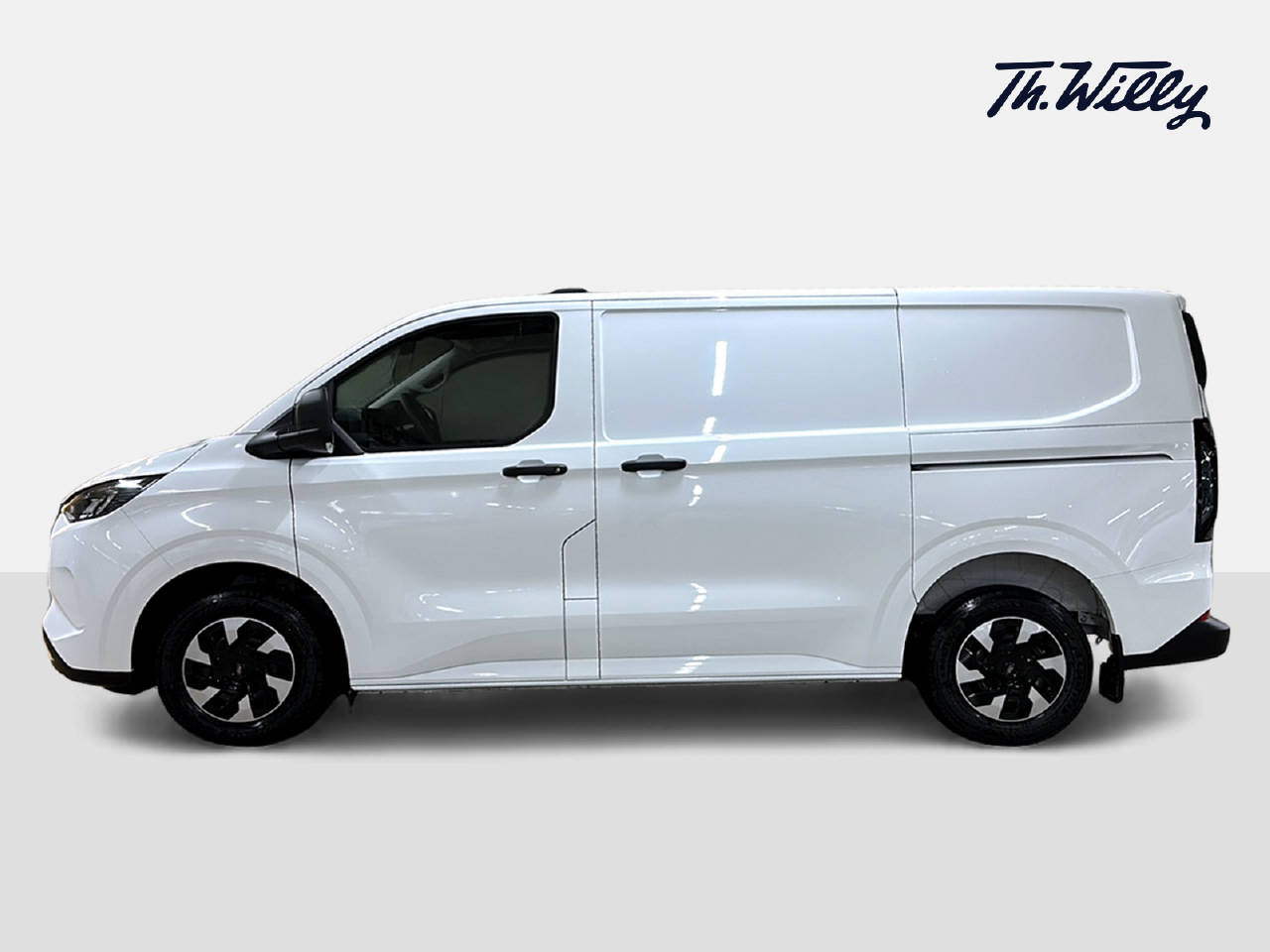 FORD Transit Custom Van 320 L1 2.5 Duratec 233 Trend PHEV-image-1