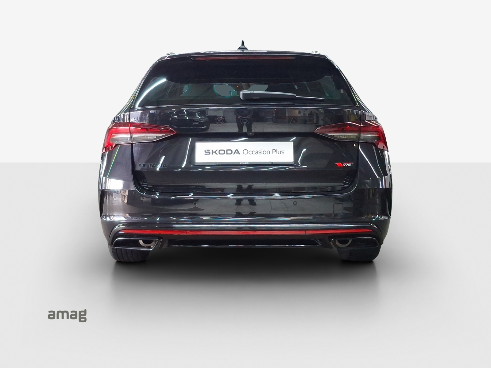 SKODA Octavia Combi 2.0 TSI DSG RS-image-3